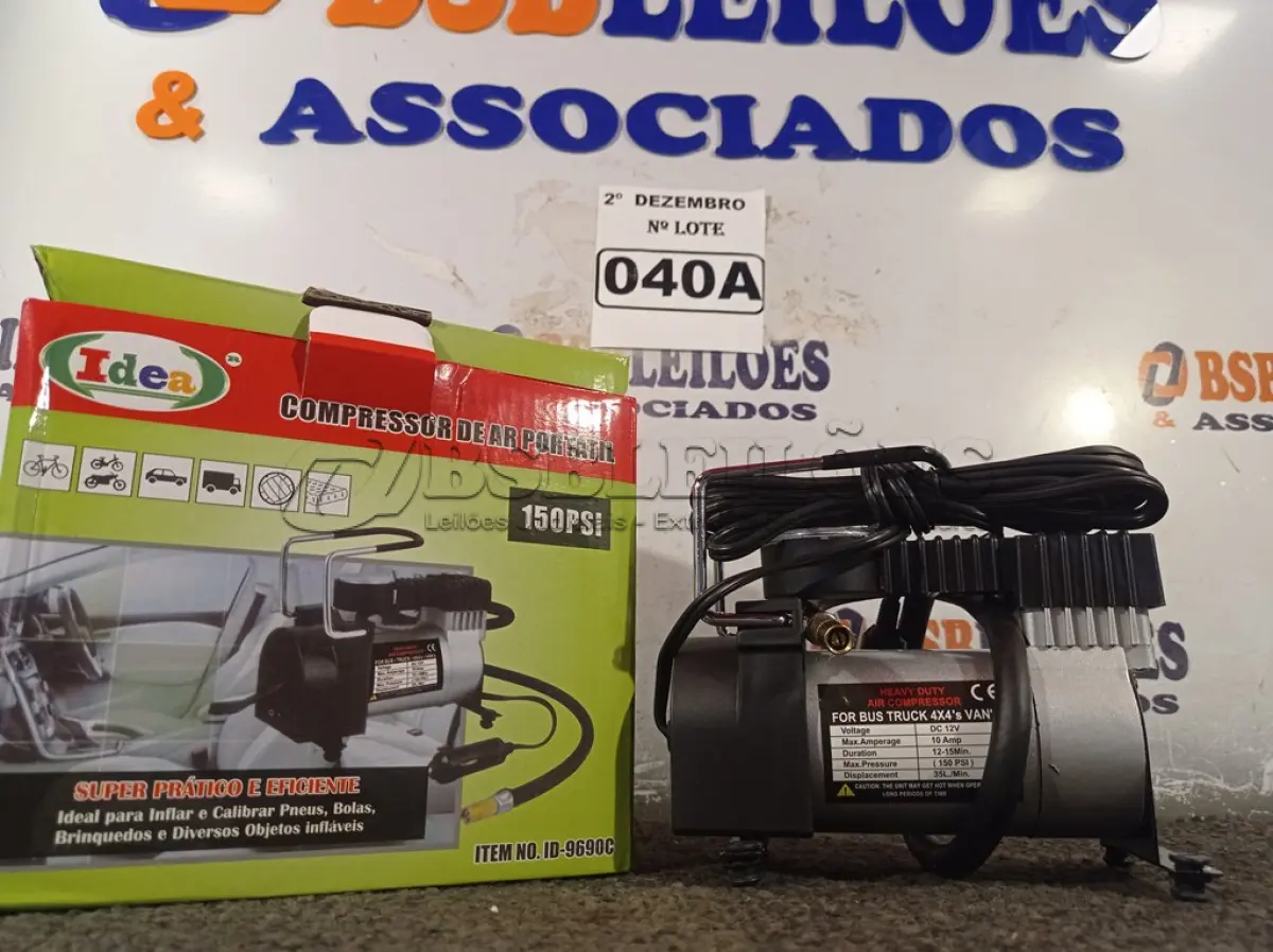 LOTE 040 - 01 COMPRESSOR DE AR PORTÁTIL 12V 150PSI. (NO ESTADO) ATENÇÃO! FAZER A VISITAÇÃO ANTES DE ARREMATAR, NÃO SABEMOS SE FUNCIONA. LEILÃO NÃO TEM GARANTIA E NEM DEVOLUÇÃO, SUJEITO A POSSÍVEIS AVARIAS VISÍVEIS/OCULTAS E/OU AUSÊNCIA DE COMPONENTES.