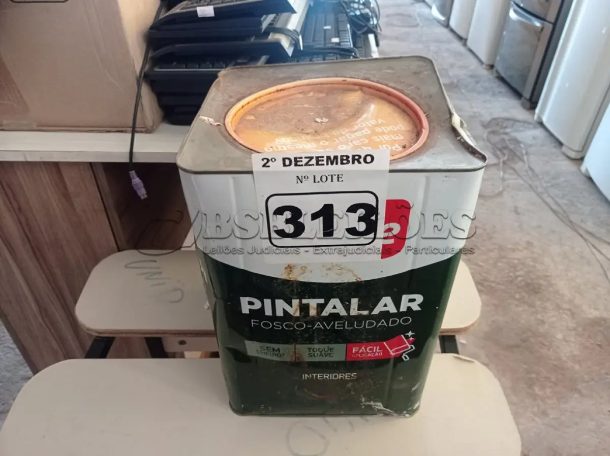 LOTE 313 - 01 LATA DE TINTA IQUINE PINTALAR INTERIORES 18L FOSCO AVELUDADO BRANCO NEVE. (NO ESTADO) ATENÇÃO! FAZER A VISITAÇÃO ANTES DE ARREMATAR, NÃO SABEMOS SE FUNCIONA. LEILÃO NÃO TEM GARANTIA E NEM DEVOLUÇÃO, SUJEITO A POSSÍVEIS AVARIAS VISÍVEIS/OCULTAS E/OU AUSÊNCIA DE COMPONENTES.