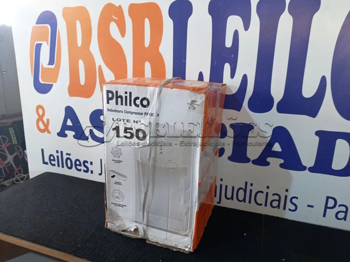 LOTE 150 - 01 - BEBEDOURO DE MESA PHILCO BRANCO PBE02BF 110V (NO ESTADO, NÃO SABEMOS SE FUNCIONA. LEILÃO NÃO TEM GARANTIA E NEM DEVOLUÇÃO, SUJEITO A POSSÍVEIS AVARIAS VISÍVEIS/OCULTAS E/OU AUSÊNCIA DE COMPONENTES)