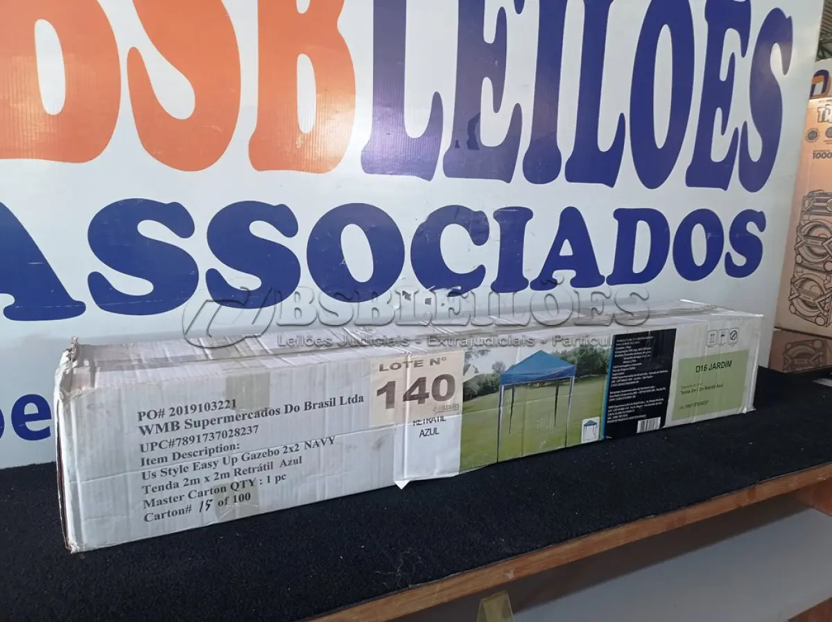 LOTE 140 - 01 - TENDA GAZEBO SANFONADO ARTICULADA 2X2 (NO ESTADO, NÃO SABEMOS SE FUNCIONA. LEILÃO NÃO TEM GARANTIA E NEM DEVOLUÇÃO, SUJEITO A POSSÍVEIS AVARIAS VISÍVEIS/OCULTAS E/OU AUSÊNCIA DE COMPONENTES)
