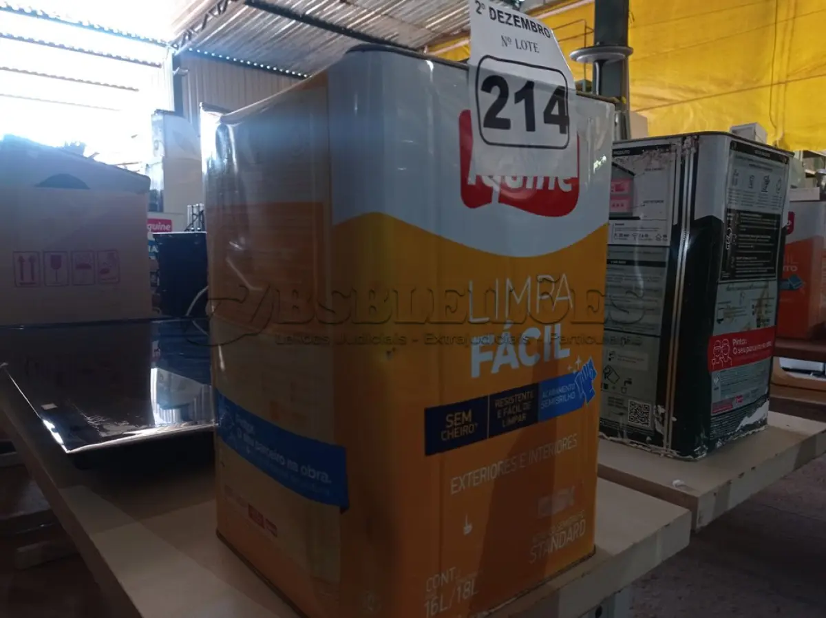 LOTE 214 - 01 LATA DE TINTA IQUINE INTERIORES/EXTERIORES DELANIL RENDE MUITO FOSCO BASE. (NO ESTADO) ATENÇÃO! FAZER A VISITAÇÃO ANTES DE ARREMATAR, NÃO SABEMOS SE FUNCIONA. LEILÃO NÃO TEM GARANTIA E NEM DEVOLUÇÃO, SUJEITO A POSSÍVEIS AVARIAS VISÍVEIS/OCULTAS E/OU AUSÊNCIA DE COMPONENTES.
