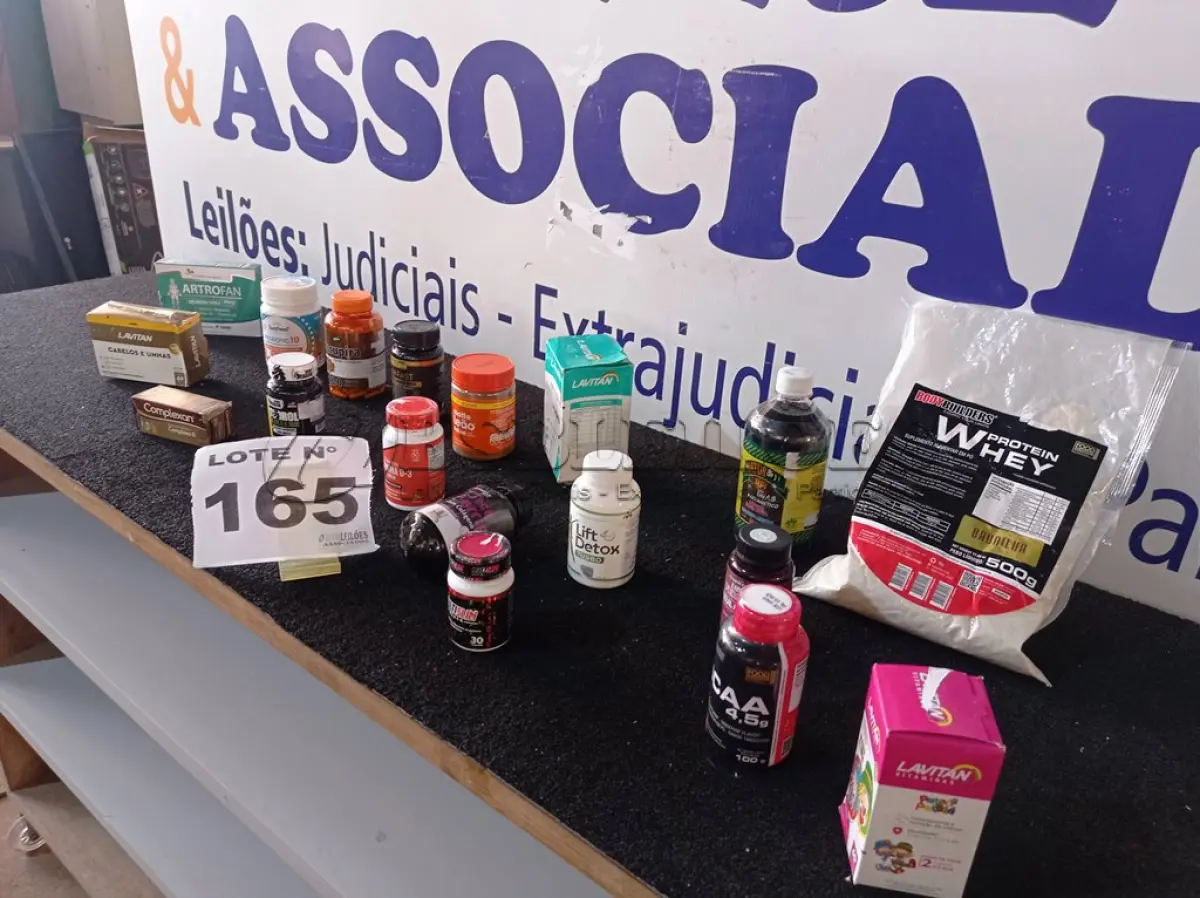 LOTE 165 - 18 - SUPLEMENTOS DIVERSOS (NO ESTADO, NÃO SABEMOS SE FUNCIONA. LEILÃO NÃO TEM GARANTIA E NEM DEVOLUÇÃO, SUJEITO A POSSÍVEIS AVARIAS VISÍVEIS/OCULTAS E/OU AUSÊNCIA DE COMPONENTES)