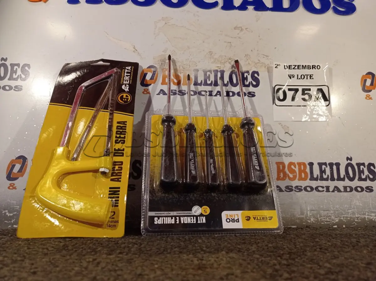 LOTE 075