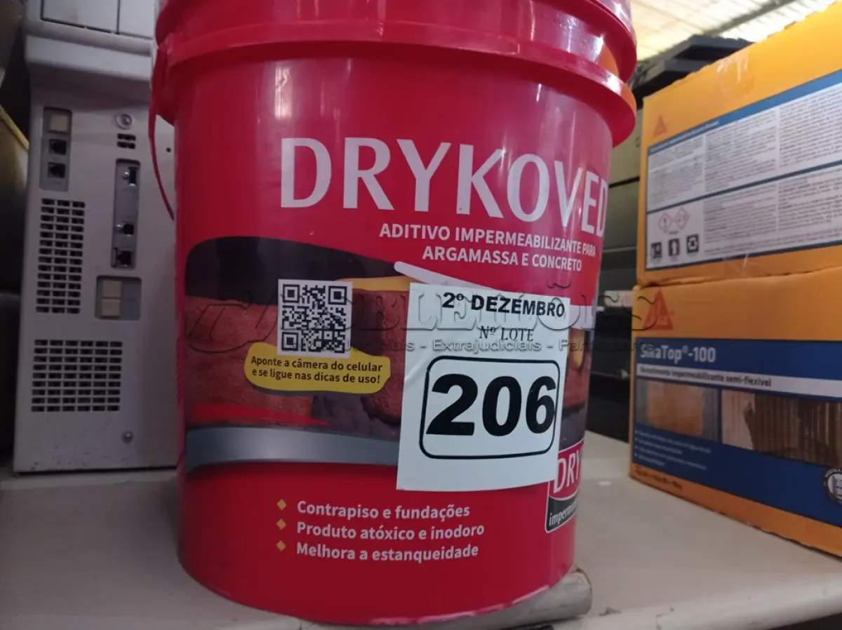 LOTE 206 - 01 BALDE DE DRYKOVEDA, ADITIVO IMPERMEABILIZANTE PARA ARGAMASSA E CONCRETO 18L. (NO ESTADO) ATENÇÃO! FAZER A VISITAÇÃO ANTES DE ARREMATAR, NÃO SABEMOS SE FUNCIONA. LEILÃO NÃO TEM GARANTIA E NEM DEVOLUÇÃO, SUJEITO A POSSÍVEIS AVARIAS VISÍVEIS/OCULTAS E/OU AUSÊNCIA DE COMPONENTES.