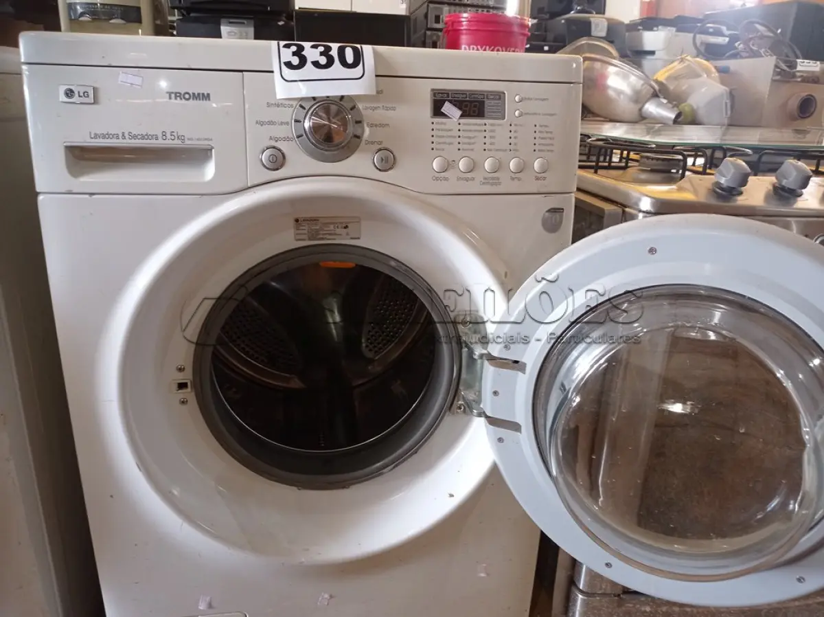 LOTE 330 - 01 LAVA SECA MARCA LG 8.5KG 220V. (NO ESTADO) ATENÇÃO! FAZER A VISITAÇÃO ANTES DE ARREMATAR, NÃO SABEMOS SE FUNCIONA. LEILÃO NÃO TEM GARANTIA E NEM DEVOLUÇÃO, SUJEITO A POSSÍVEIS AVARIAS VISÍVEIS/OCULTAS E/OU AUSÊNCIA DE COMPONENTES.