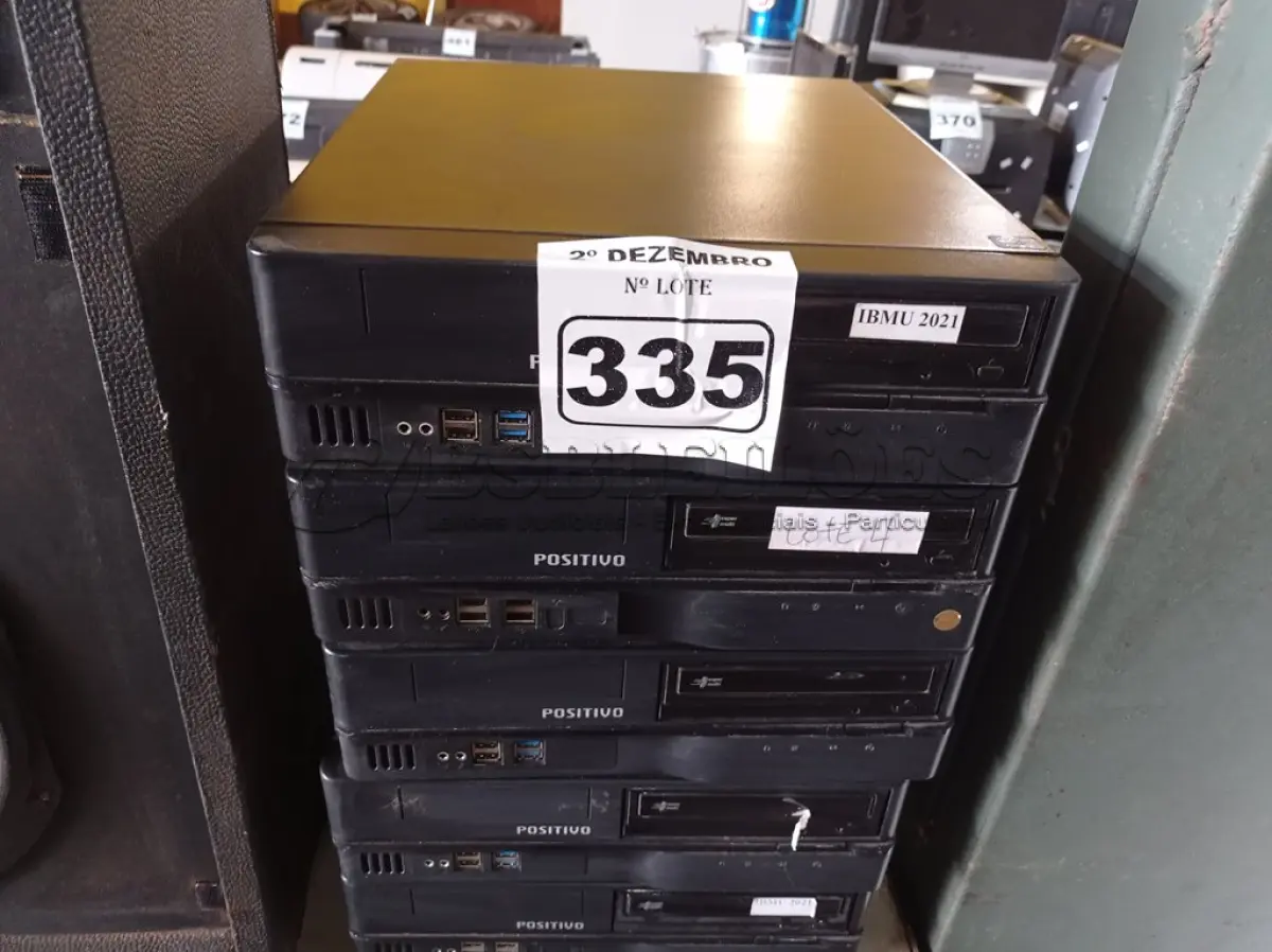 LOTE 335 - 05 CPU’S MARCAS POSITIVO. (NO ESTADO) ATENÇÃO! FAZER A VISITAÇÃO ANTES DE ARREMATAR, NÃO SABEMOS SE FUNCIONA. LEILÃO NÃO TEM GARANTIA E NEM DEVOLUÇÃO, SUJEITO A POSSÍVEIS AVARIAS VISÍVEIS/OCULTAS E/OU AUSÊNCIA DE COMPONENTES.