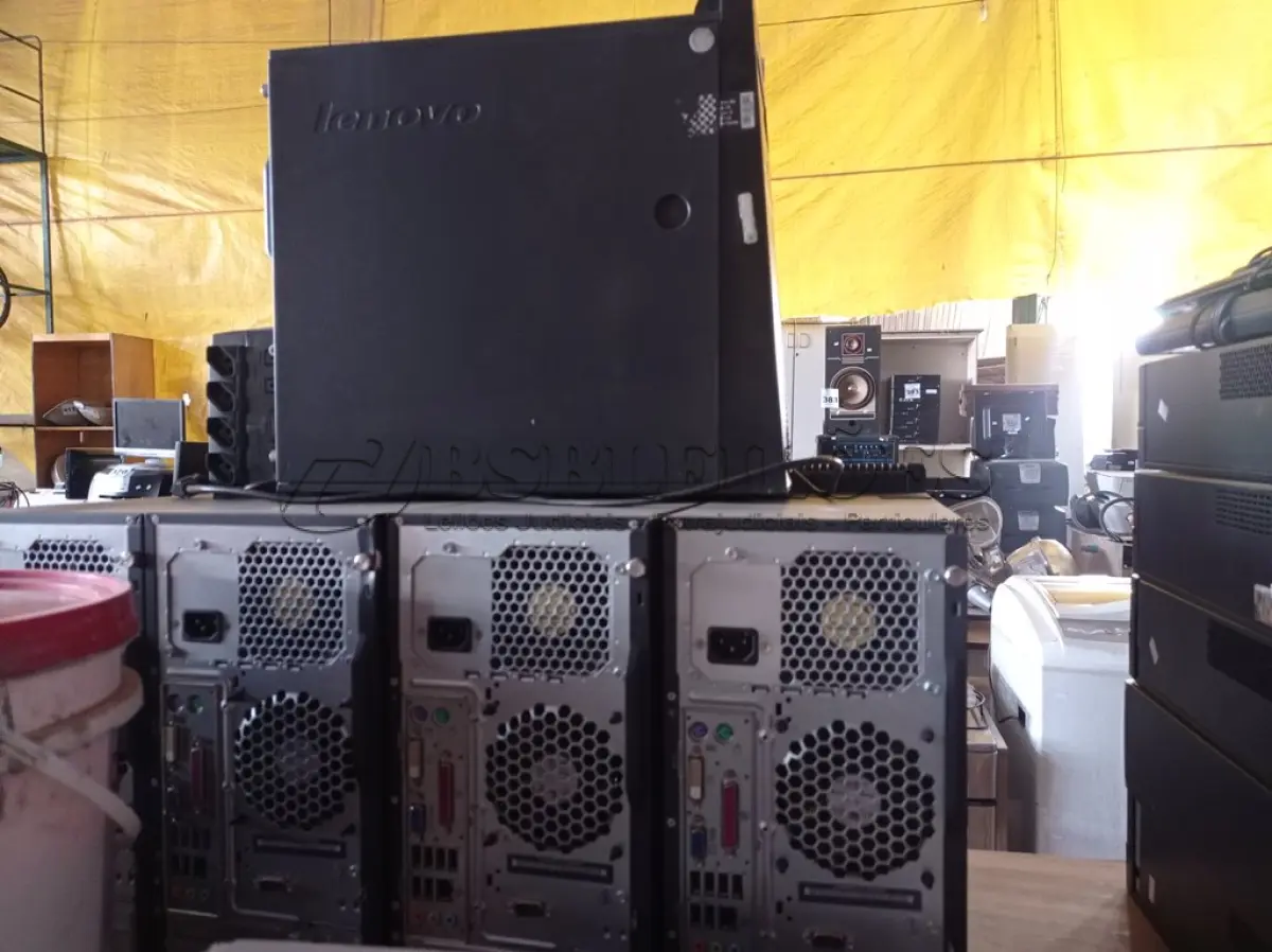 LOTE 301 - 05 CPU’S MARCAS LENOVO E 01 ESTABILIZADOR. (NO ESTADO) ATENÇÃO! FAZER A VISITAÇÃO ANTES DE ARREMATAR, NÃO SABEMOS SE FUNCIONA. LEILÃO NÃO TEM GARANTIA E NEM DEVOLUÇÃO, SUJEITO A POSSÍVEIS AVARIAS VISÍVEIS/OCULTAS E/OU AUSÊNCIA DE COMPONENTES.