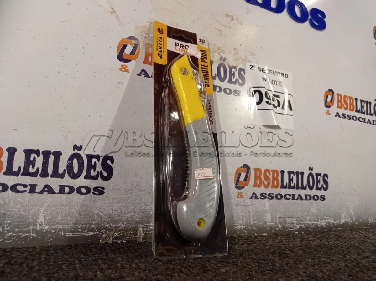 LOTE 095 - 01 SERROTE DE PODA. (NO ESTADO) ATENÇÃO! FAZER A VISITAÇÃO ANTES DE ARREMATAR, NÃO SABEMOS SE FUNCIONA. LEILÃO NÃO TEM GARANTIA E NEM DEVOLUÇÃO, SUJEITO A POSSÍVEIS AVARIAS VISÍVEIS/OCULTAS E/OU AUSÊNCIA DE COMPONENTES.