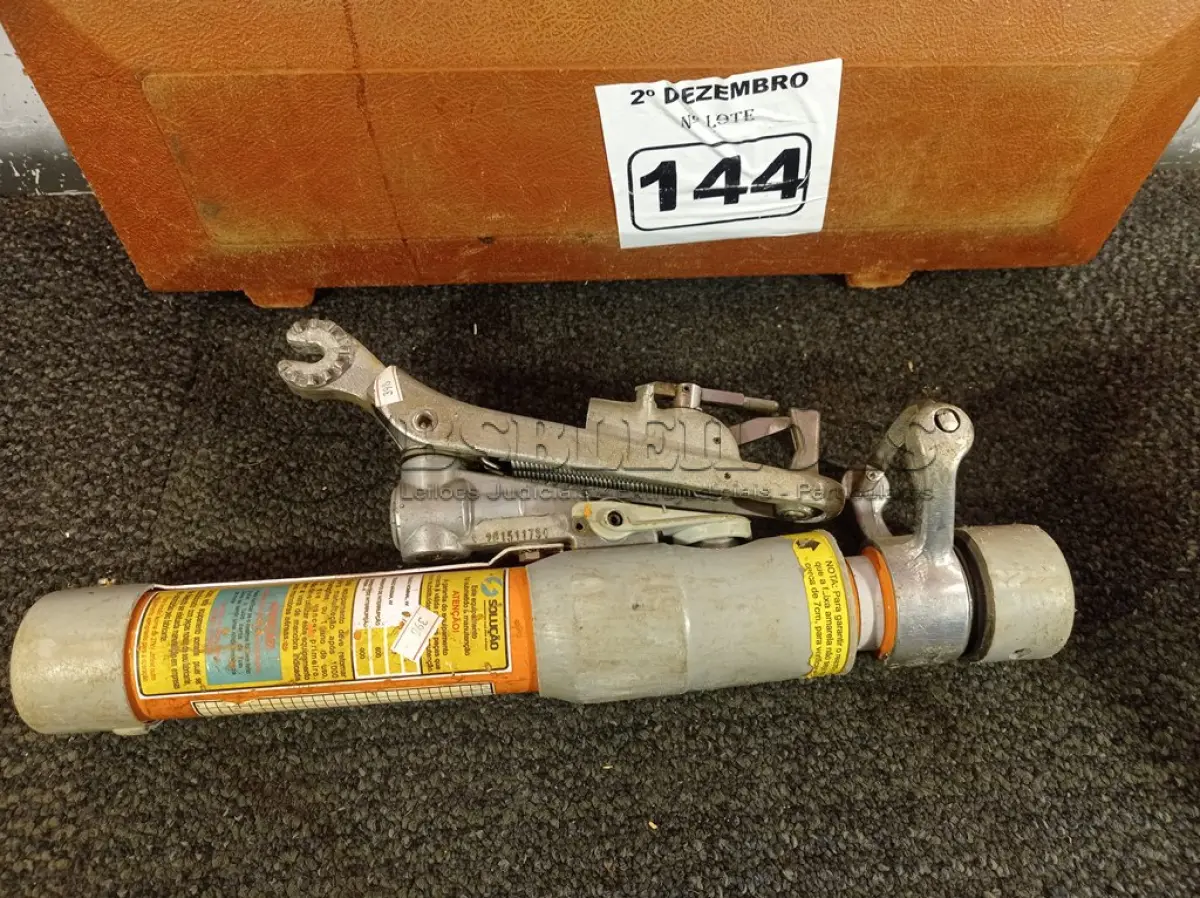 LOTE 144 - 01 LOAD BOOSTER, DISPOSITIVO PARA ABERTURA DE CARGA 15KV. (NO ESTADO) ATENÇÃO! FAZER A VISITAÇÃO ANTES DE ARREMATAR, NÃO SABEMOS SE FUNCIONA. LEILÃO NÃO TEM GARANTIA E NEM DEVOLUÇÃO, SUJEITO A POSSÍVEIS AVARIAS VISÍVEIS/OCULTAS E/OU AUSÊNCIA DE COMPONENTES.
