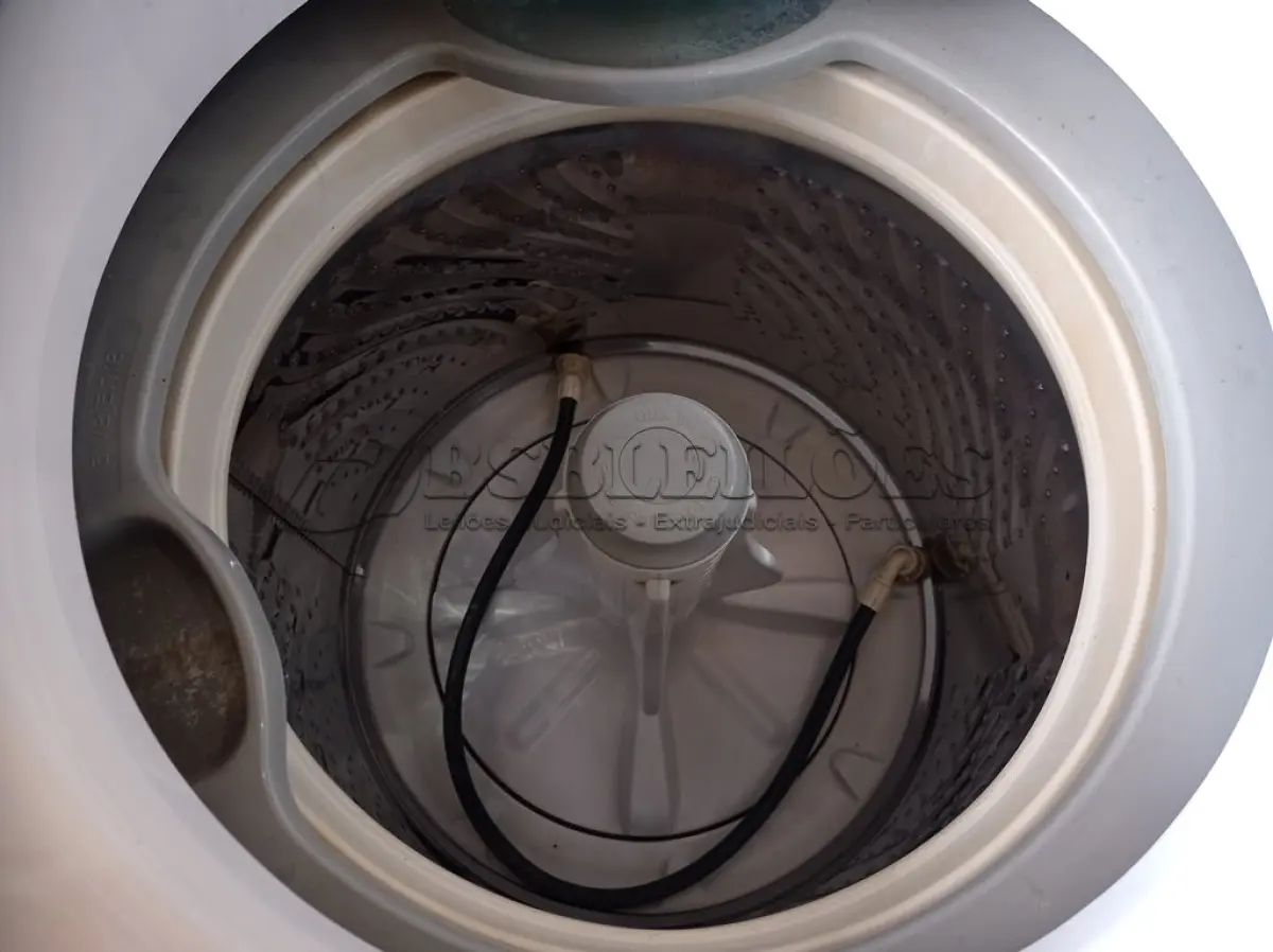 LOTE 344 - 01 LAVADORA DE ROUPAS 15KG MARCA BRASTEMP 220V. (NO ESTADO) ATENÇÃO! FAZER A VISITAÇÃO ANTES DE ARREMATAR, NÃO SABEMOS SE FUNCIONA. LEILÃO NÃO TEM GARANTIA E NEM DEVOLUÇÃO, SUJEITO A POSSÍVEIS AVARIAS VISÍVEIS/OCULTAS E/OU AUSÊNCIA DE COMPONENTES.
