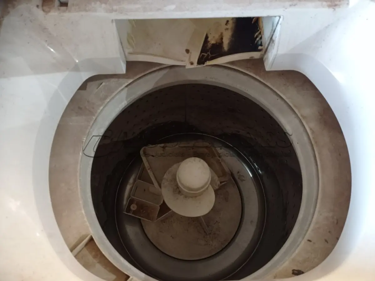 LOTE 328 - 01 MÁQUINA DE LAR ROUPAS MARCA BRASTEMP 220V. (NO ESTADO) ATENÇÃO! FAZER A VISITAÇÃO ANTES DE ARREMATAR, NÃO SABEMOS SE FUNCIONA. LEILÃO NÃO TEM GARANTIA E NEM DEVOLUÇÃO, SUJEITO A POSSÍVEIS AVARIAS VISÍVEIS/OCULTAS E/OU AUSÊNCIA DE COMPONENTES.