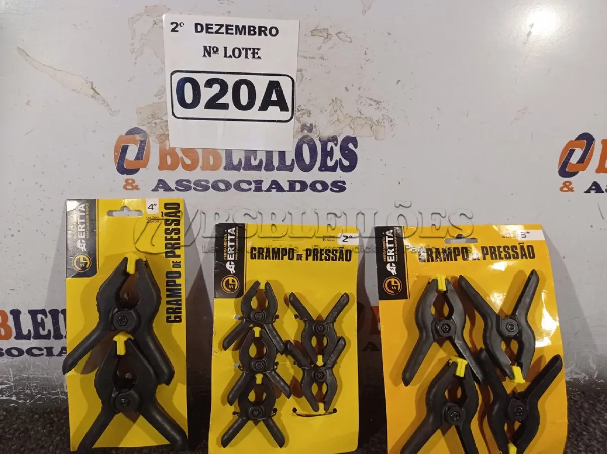 LOTE 020 - 03 KIT’S DE GRAMPOS DE PRESSÃO. (NO ESTADO) ATENÇÃO! FAZER A VISITAÇÃO ANTES DE ARREMATAR, NÃO SABEMOS SE FUNCIONA. LEILÃO NÃO TEM GARANTIA E NEM DEVOLUÇÃO, SUJEITO A POSSÍVEIS AVARIAS VISÍVEIS/OCULTAS E/OU AUSÊNCIA DE COMPONENTES.