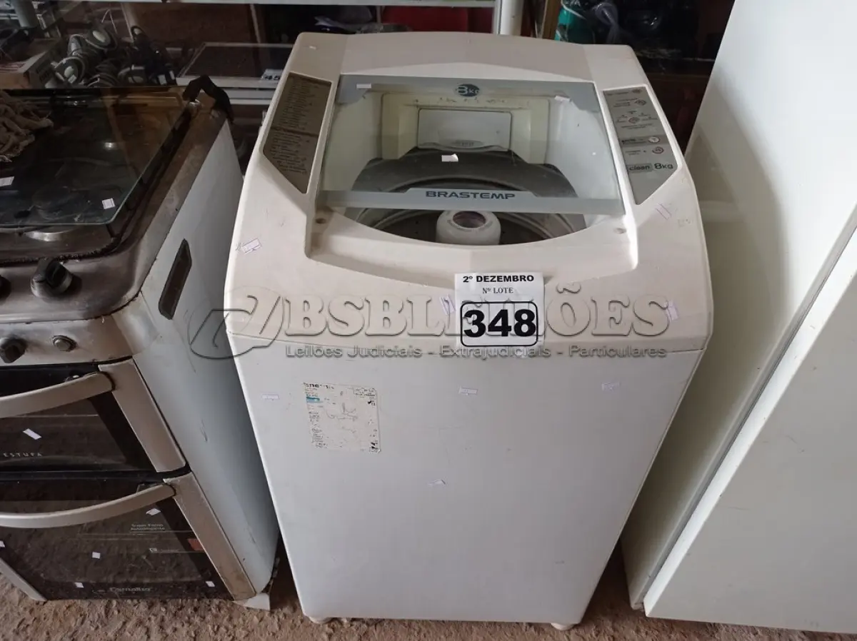 LOTE 348 - 01 LAVADORA DE ROUPAS 8KG MARCA BRASTEMP. (NO ESTADO) ATENÇÃO! FAZER A VISITAÇÃO ANTES DE ARREMATAR, NÃO SABEMOS SE FUNCIONA. LEILÃO NÃO TEM GARANTIA E NEM DEVOLUÇÃO, SUJEITO A POSSÍVEIS AVARIAS VISÍVEIS/OCULTAS E/OU AUSÊNCIA DE COMPONENTES.