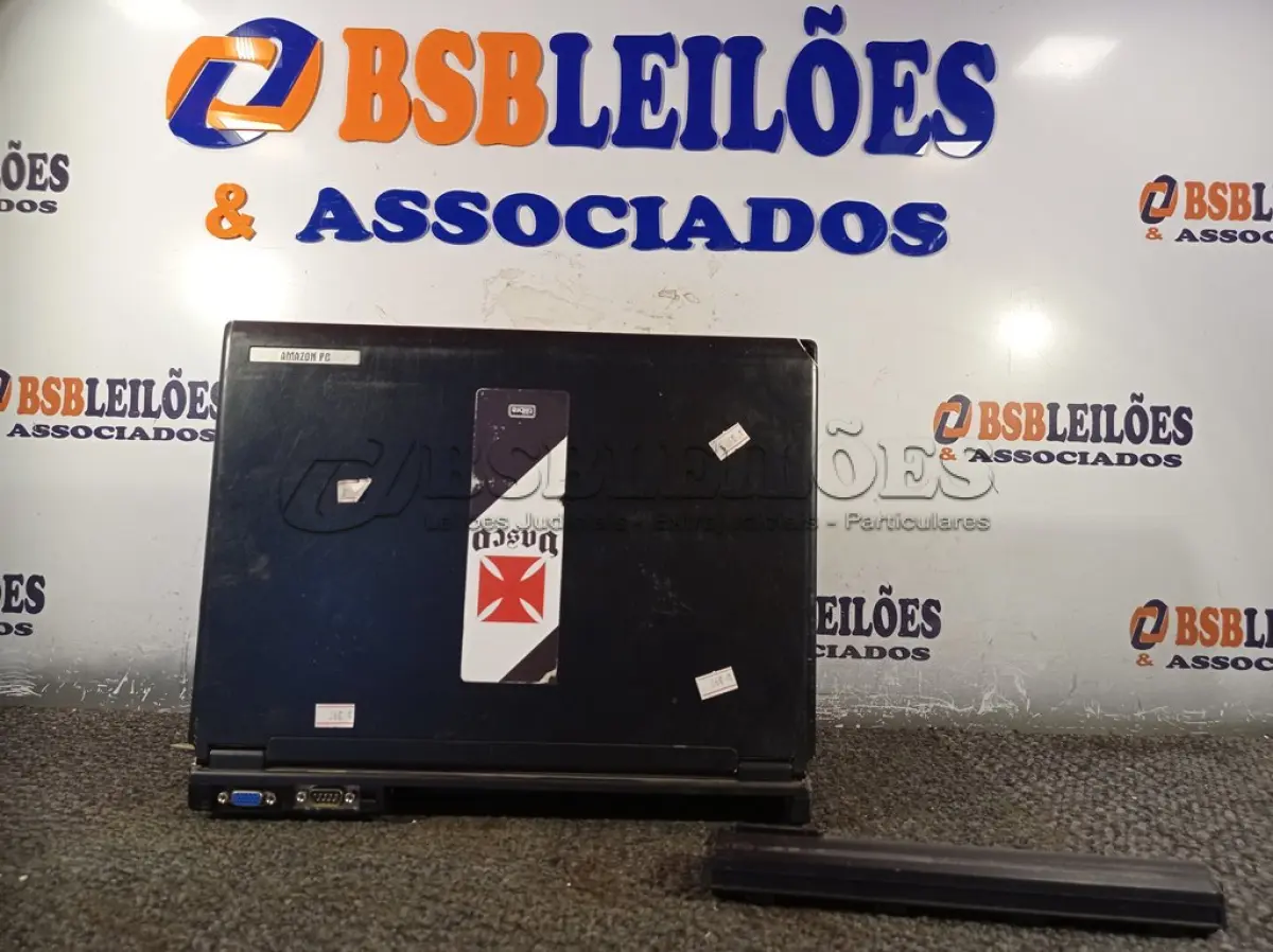 LOTE 432 - 01 NOTEBOOK MARCA AMAZON PC. (NO ESTADO) ATENÇÃO! FAZER A VISITAÇÃO ANTES DE ARREMATAR, NÃO SABEMOS SE FUNCIONA. LEILÃO NÃO TEM GARANTIA E NEM DEVOLUÇÃO, SUJEITO A POSSÍVEIS AVARIAS VISÍVEIS/OCULTAS E/OU AUSÊNCIA DE COMPONENTES.