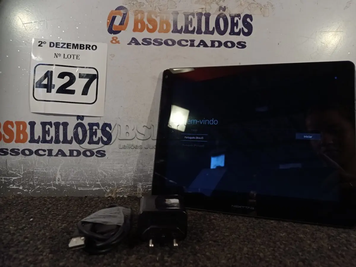 LOTE 427 - 01 TABLET NEXTTAB. (NO ESTADO) ATENÇÃO! FAZER A VISITAÇÃO ANTES DE ARREMATAR, NÃO SABEMOS SE FUNCIONA. LEILÃO NÃO TEM GARANTIA E NEM DEVOLUÇÃO, SUJEITO A POSSÍVEIS AVARIAS VISÍVEIS/OCULTAS E/OU AUSÊNCIA DE COMPONENTES.