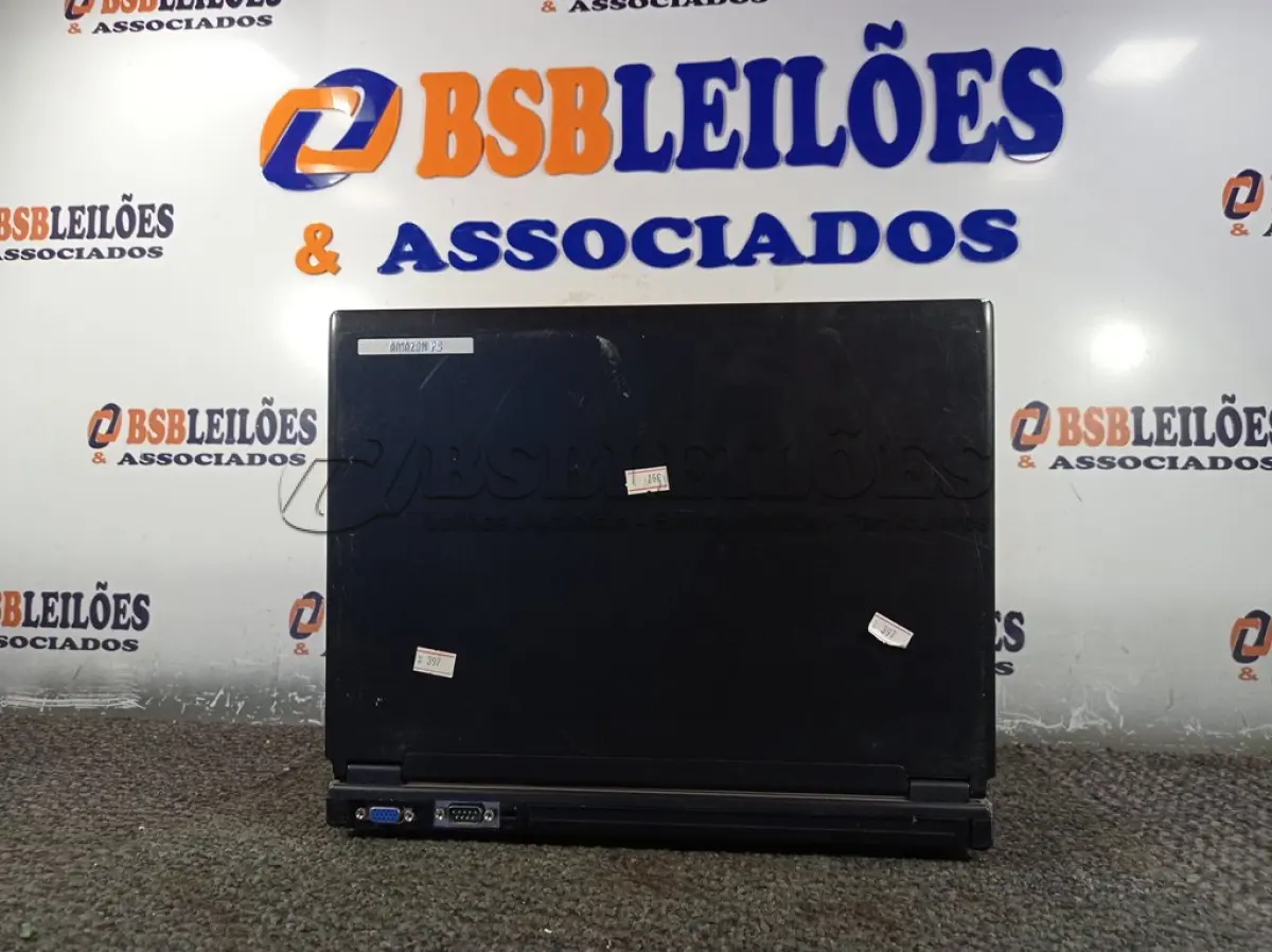 LOTE 441 - 01 NOTEBOOK MARCA AMAZON PC. (NO ESTADO) ATENÇÃO! FAZER A VISITAÇÃO ANTES DE ARREMATAR, NÃO SABEMOS SE FUNCIONA. LEILÃO NÃO TEM GARANTIA E NEM DEVOLUÇÃO, SUJEITO A POSSÍVEIS AVARIAS VISÍVEIS/OCULTAS E/OU AUSÊNCIA DE COMPONENTES.