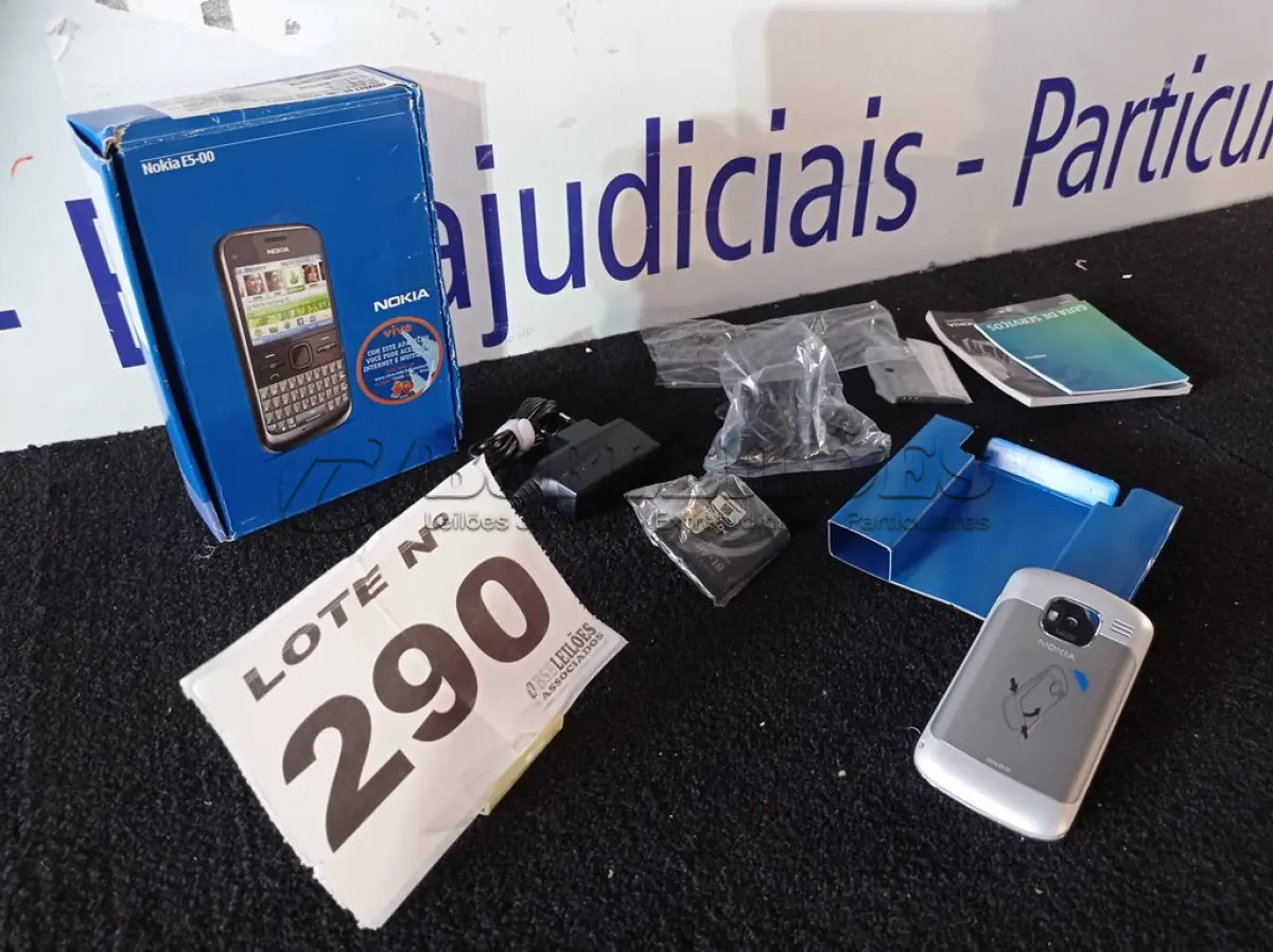 LOTE 290 - 01 – CELULAR NOKIA (NO ESTADO, NÃO SABEMOS SE FUNCIONA. LEILÃO NÃO TEM GARANTIA E NEM DEVOLUÇÃO, SUJEITO A POSSÍVEIS AVARIAS VISÍVEIS/OCULTAS E/OU AUSÊNCIA DE COMPONENTES)