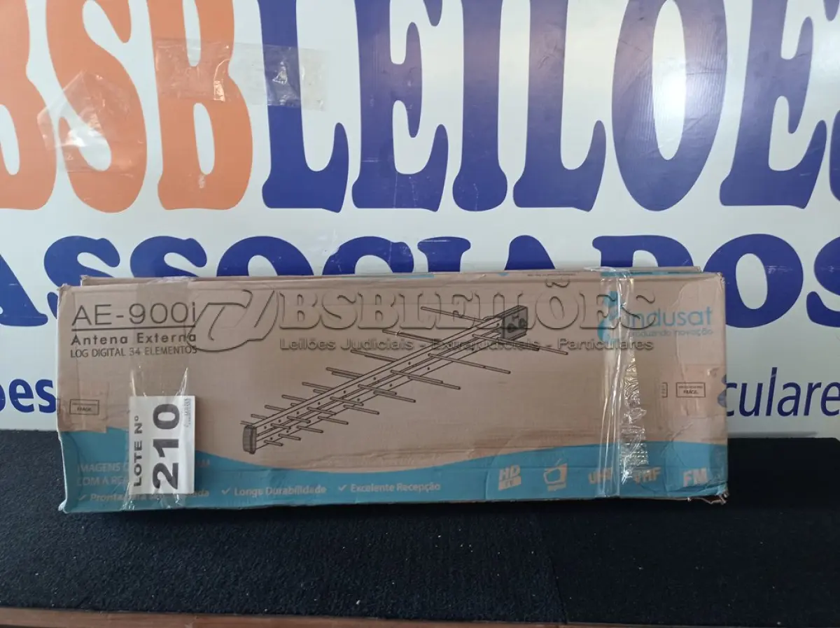 LOTE 210 - 02 – ANTENAS EXTERNAS (NO ESTADO, NÃO SABEMOS SE FUNCIONA. LEILÃO NÃO TEM GARANTIA E NEM DEVOLUÇÃO, SUJEITO A POSSÍVEIS AVARIAS VISÍVEIS/OCULTAS E/OU AUSÊNCIA DE COMPONENTES)