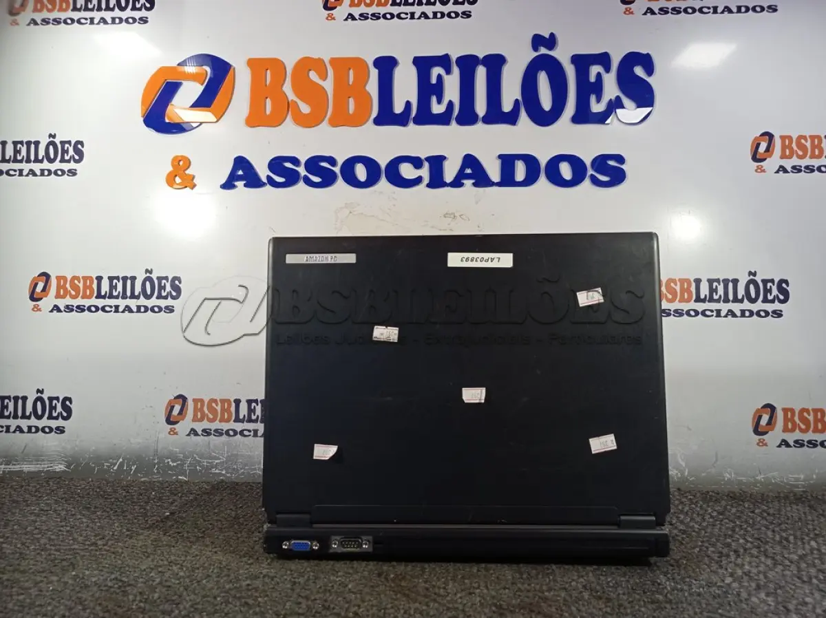 LOTE 442 - 01 NOTEBOOK MARCA AMAZON PC. (NO ESTADO) ATENÇÃO! FAZER A VISITAÇÃO ANTES DE ARREMATAR, NÃO SABEMOS SE FUNCIONA. LEILÃO NÃO TEM GARANTIA E NEM DEVOLUÇÃO, SUJEITO A POSSÍVEIS AVARIAS VISÍVEIS/OCULTAS E/OU AUSÊNCIA DE COMPONENTES.