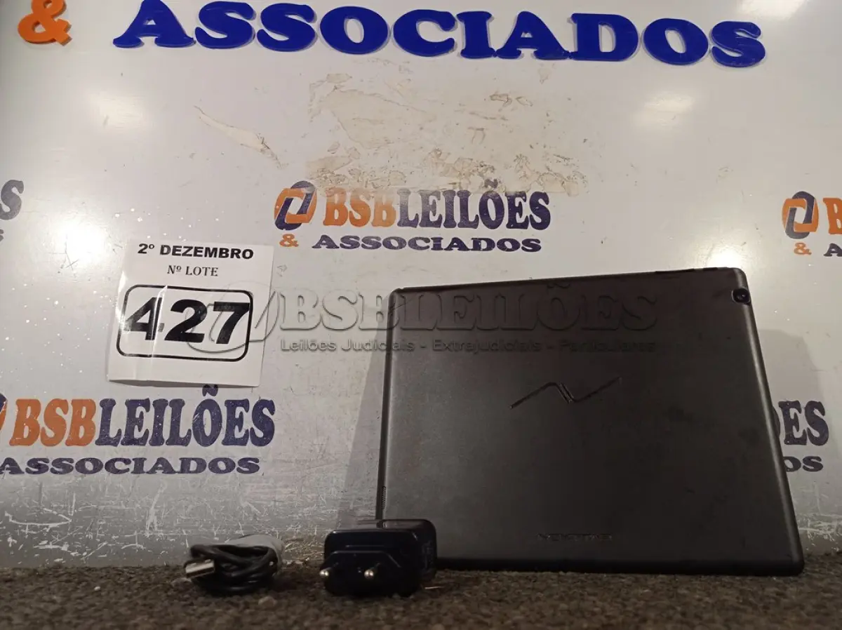 LOTE 427 - 01 TABLET NEXTTAB. (NO ESTADO) ATENÇÃO! FAZER A VISITAÇÃO ANTES DE ARREMATAR, NÃO SABEMOS SE FUNCIONA. LEILÃO NÃO TEM GARANTIA E NEM DEVOLUÇÃO, SUJEITO A POSSÍVEIS AVARIAS VISÍVEIS/OCULTAS E/OU AUSÊNCIA DE COMPONENTES.