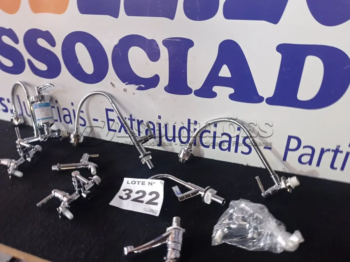 LOTE 322 - 09 – TORNEIRAS DIVERSAS (NO ESTADO, NÃO SABEMOS SE FUNCIONA. LEILÃO NÃO TEM GARANTIA E NEM DEVOLUÇÃO, SUJEITO A POSSÍVEIS AVARIAS VISÍVEIS/OCULTAS E/OU AUSÊNCIA DE COMPONENTES)