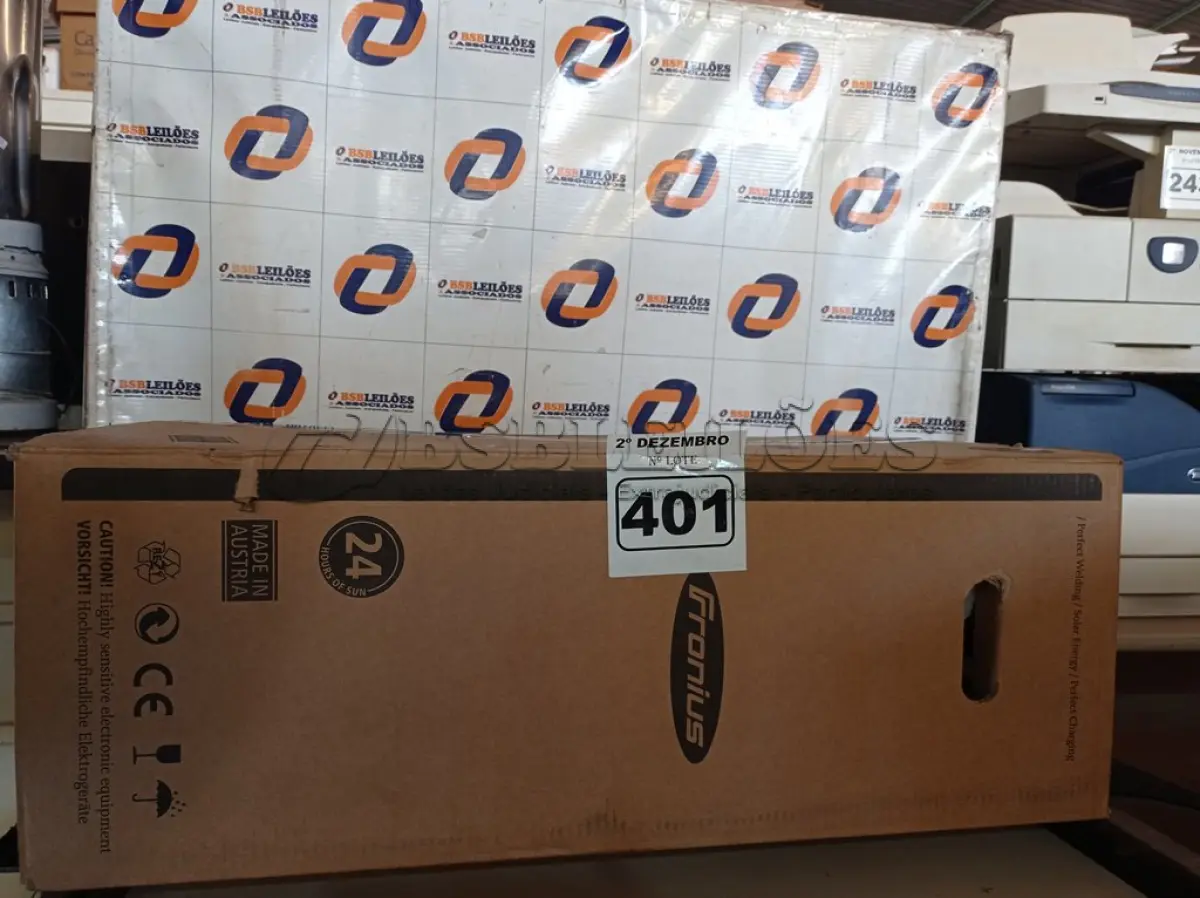 LOTE 401 - 01 INVERSOR FRONIUS PRIMO 4.0-1. (NO ESTADO) ATENÇÃO! FAZER A VISITAÇÃO ANTES DE ARREMATAR, NÃO SABEMOS SE FUNCIONA. LEILÃO NÃO TEM GARANTIA E NEM DEVOLUÇÃO, SUJEITO A POSSÍVEIS AVARIAS VISÍVEIS/OCULTAS E/OU AUSÊNCIA DE COMPONENTES.
