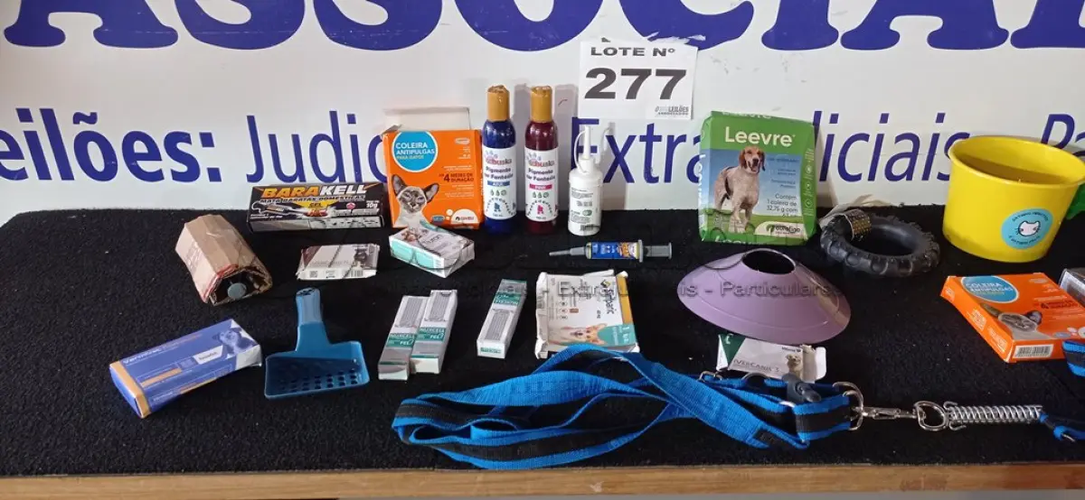LOTE 277 - 27 – ITENS PARA PET DIVERSOS (APROXIMADAMENTE) (NO ESTADO, NÃO SABEMOS SE FUNCIONA. LEILÃO NÃO TEM GARANTIA E NEM DEVOLUÇÃO, SUJEITO A POSSÍVEIS AVARIAS VISÍVEIS/OCULTAS E/OU AUSÊNCIA DE COMPONENTES)