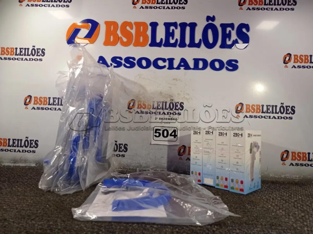 LOTE 504 - 04 TERMÔMETROS INFRAVERMELHO E 10 MASCARAS. (NO ESTADO) ATENÇÃO! FAZER A VISITAÇÃO ANTES DE ARREMATAR, NÃO SABEMOS SE FUNCIONA. LEILÃO NÃO TEM GARANTIA E NEM DEVOLUÇÃO, SUJEITO A POSSÍVEIS AVARIAS VISÍVEIS/OCULTAS E/OU AUSÊNCIA DE COMPONENTES.