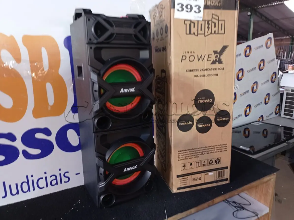 LOTE 393 - 01 - CAIXA AMPLIFICADA AMVOX ACA 1002 TROVÃO, BLUETOOTH (NO ESTADO, NÃO SABEMOS SE FUNCIONA. LEILÃO NÃO TEM GARANTIA E NEM DEVOLUÇÃO, SUJEITO A POSSÍVEIS AVARIAS VISÍVEIS/OCULTAS E/OU AUSÊNCIA DE COMPONENTES)