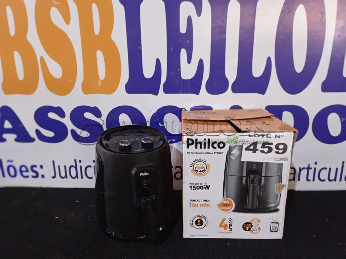 LOTE 459 - 01 - FRITADEIRA PHILCO AIR FRY GOURMET BLACK PFR15P 4L 1500W (NO ESTADO, NÃO SABEMOS SE FUNCIONA. LEILÃO NÃO TEM GARANTIA E NEM DEVOLUÇÃO, SUJEITO A POSSÍVEIS AVARIAS VISÍVEIS/OCULTAS E/OU AUSÊNCIA DE COMPONENTES)