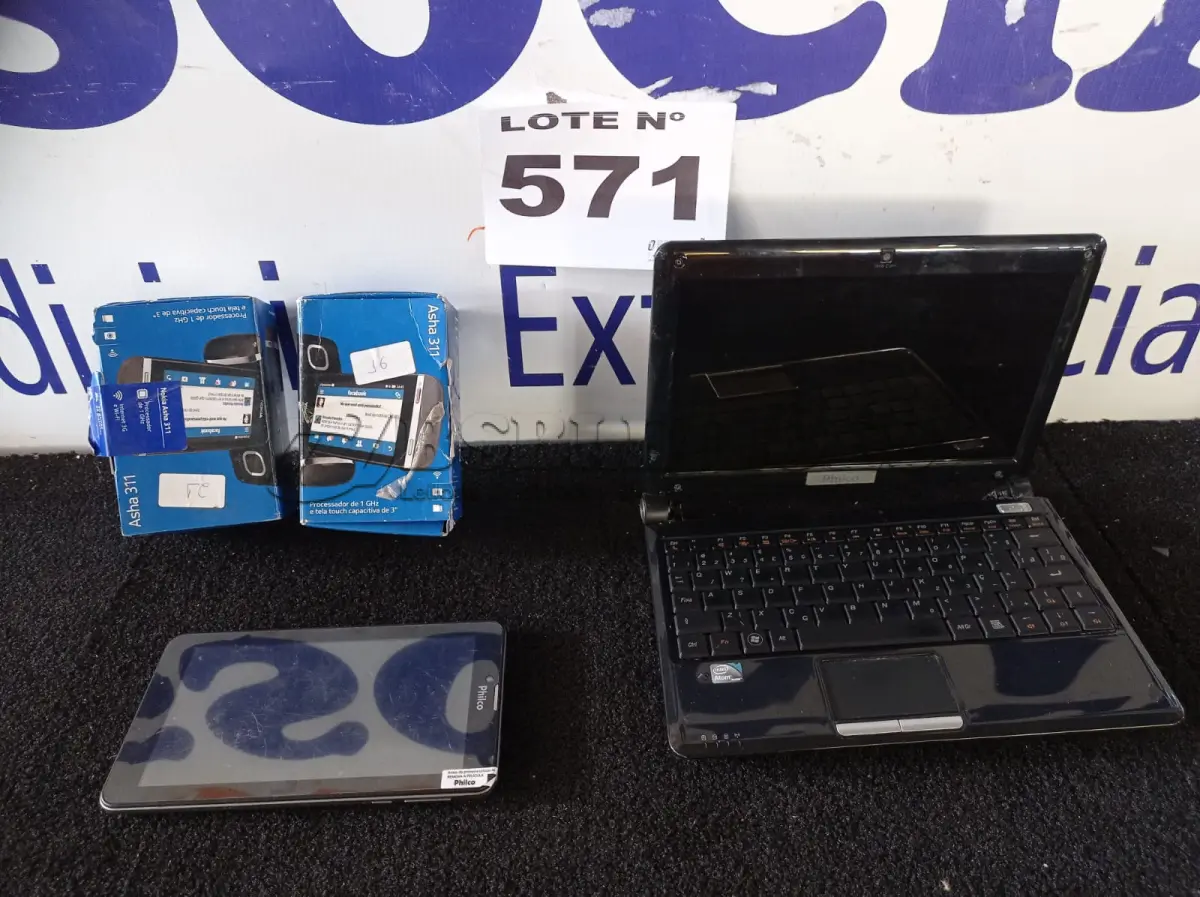 LOTE 571 - 02 – CELULARES NOKIA – 01 NETBOOK PHILCO – 01 TABLET PHILCO (NO ESTADO, NÃO SABEMOS SE FUNCIONA. LEILÃO NÃO TEM GARANTIA E NEM DEVOLUÇÃO, SUJEITO A POSSÍVEIS AVARIAS VISÍVEIS/OCULTAS E/OU AUSÊNCIA DE COMPONENTES)