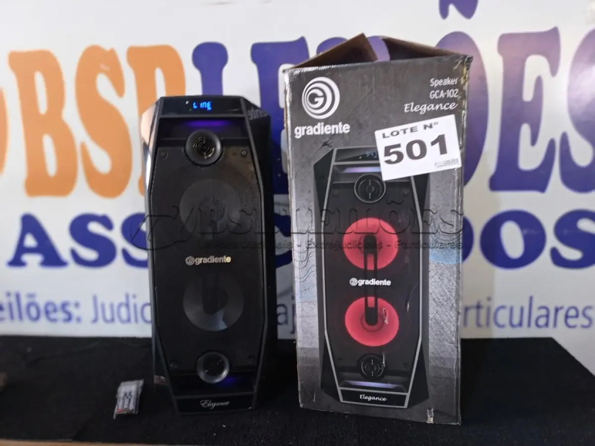 LOTE 501 - 01 - CAIXA AMPLIFICADA GRADIENTE GCA-102 ELEGANCE 500W (NO ESTADO, NÃO SABEMOS SE FUNCIONA. LEILÃO NÃO TEM GARANTIA E NEM DEVOLUÇÃO, SUJEITO A POSSÍVEIS AVARIAS VISÍVEIS/OCULTAS E/OU AUSÊNCIA DE COMPONENTES)