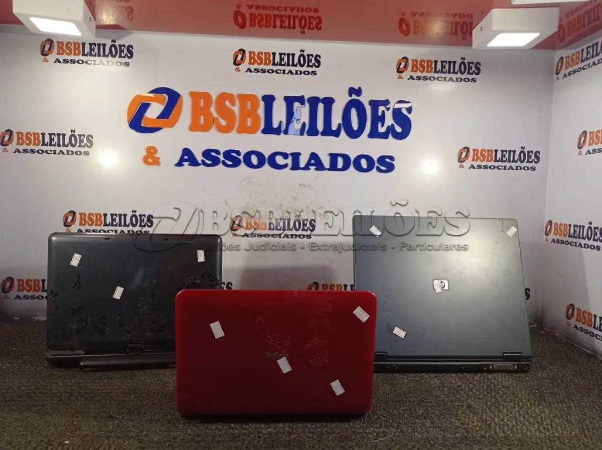LOTE 012 - 01 NETBOOK E 02 NOTEBOOK’S MARCAS E MODELOS DIVERSOS. (NO ESTADO) ATENÇÃO! FAZER A VISITAÇÃO ANTES DE ARREMATAR, NÃO SABEMOS SE FUNCIONA. LEILÃO NÃO TEM GARANTIA E NEM DEVOLUÇÃO, SUJEITO A POSSÍVEIS AVARIAS VISÍVEIS/OCULTAS E/OU AUSÊNCIA DE COMPONENTES.