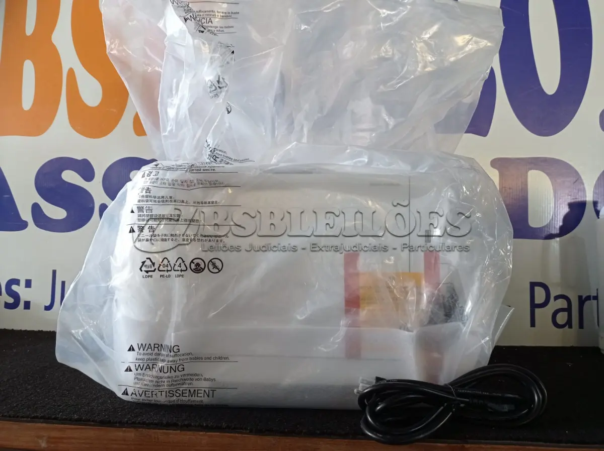 LOTE 475 - 01 - IMPRESSORA KYOCERA 5026 P5026CDN LASER COLOR (NO ESTADO, NÃO SABEMOS SE FUNCIONA. LEILÃO NÃO TEM GARANTIA E NEM DEVOLUÇÃO, SUJEITO A POSSÍVEIS AVARIAS VISÍVEIS/OCULTAS E/OU AUSÊNCIA DE COMPONENTES)
