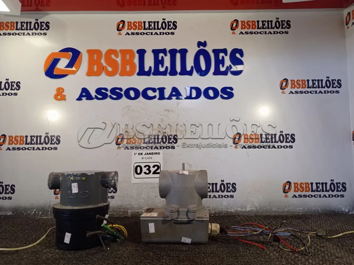 LOTE 032 - 02 AQUECEDORES PARA BANHEIRA DE HIDROMASSAGEM. (NO ESTADO) ATENÇÃO! FAZER A VISITAÇÃO ANTES DE ARREMATAR, NÃO SABEMOS SE FUNCIONA. LEILÃO NÃO TEM GARANTIA E NEM DEVOLUÇÃO, SUJEITO A POSSÍVEIS AVARIAS VISÍVEIS/OCULTAS E/OU AUSÊNCIA DE COMPONENTES.