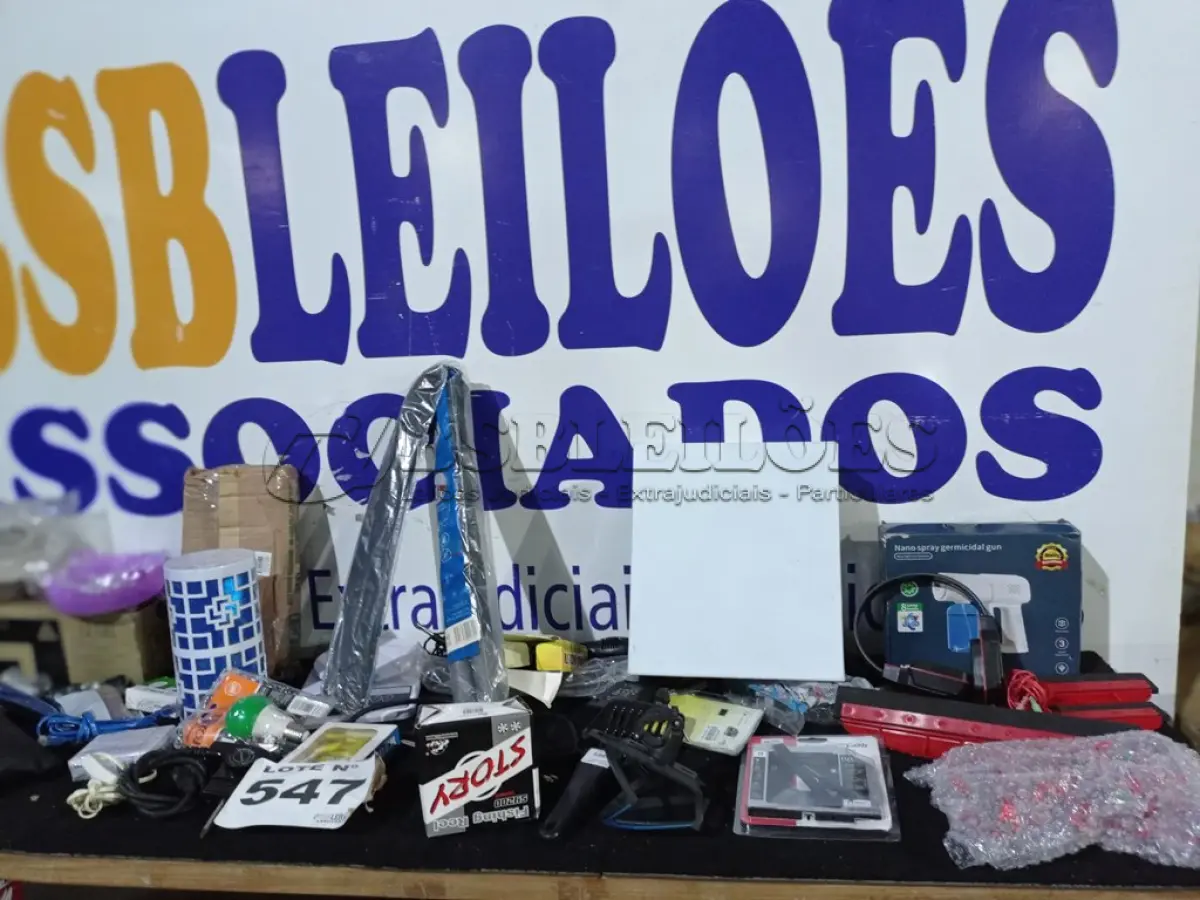 LOTE 547 - 50 – ITENS DIVERSOS (APROXIMADAMENTE)(NO ESTADO, NÃO SABEMOS SE FUNCIONA. LEILÃO NÃO TEM GARANTIA E NEM DEVOLUÇÃO, SUJEITO A POSSÍVEIS AVARIAS VISÍVEIS/OCULTAS E/OU AUSÊNCIA DE COMPONENTES)