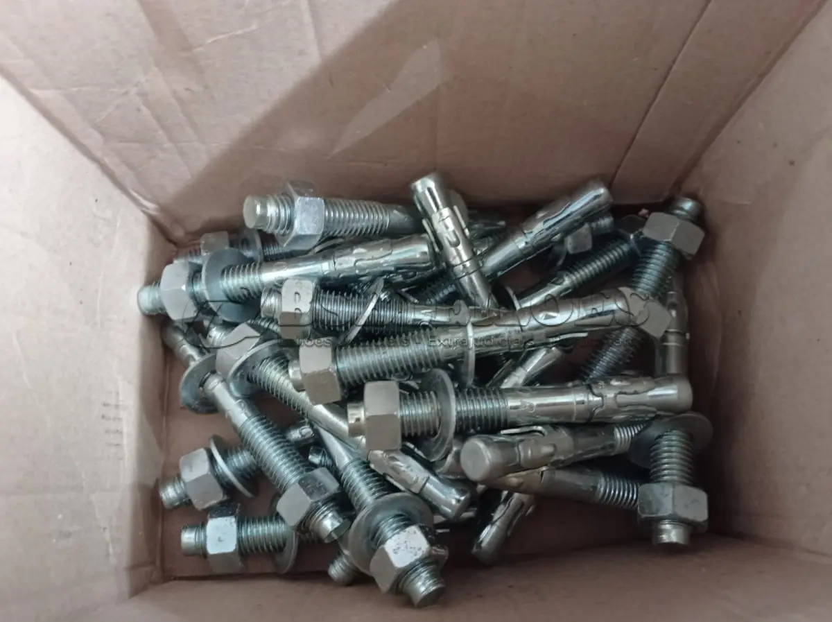 LOTE 499 - 01 LOTE COM VARIO CHUMBADORES PARABOLT.  (NO ESTADO) ATENÇÃO! FAZER A VISITAÇÃO ANTES DE ARREMATAR, NÃO SABEMOS SE FUNCIONA. LEILÃO NÃO TEM GARANTIA E NEM DEVOLUÇÃO, SUJEITO A POSSÍVEIS AVARIAS VISÍVEIS/OCULTAS E/OU AUSÊNCIA DE COMPONENTES.
