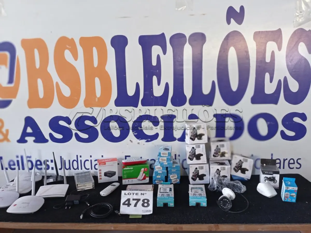 LOTE 478 - 35 – ITENS INFORMÁTICA/CELULARES DIVERSOS (APROXIMADAMENTE)(NO ESTADO, NÃO SABEMOS SE FUNCIONA. LEILÃO NÃO TEM GARANTIA E NEM DEVOLUÇÃO, SUJEITO A POSSÍVEIS AVARIAS VISÍVEIS/OCULTAS E/OU AUSÊNCIA DE COMPONENTES)