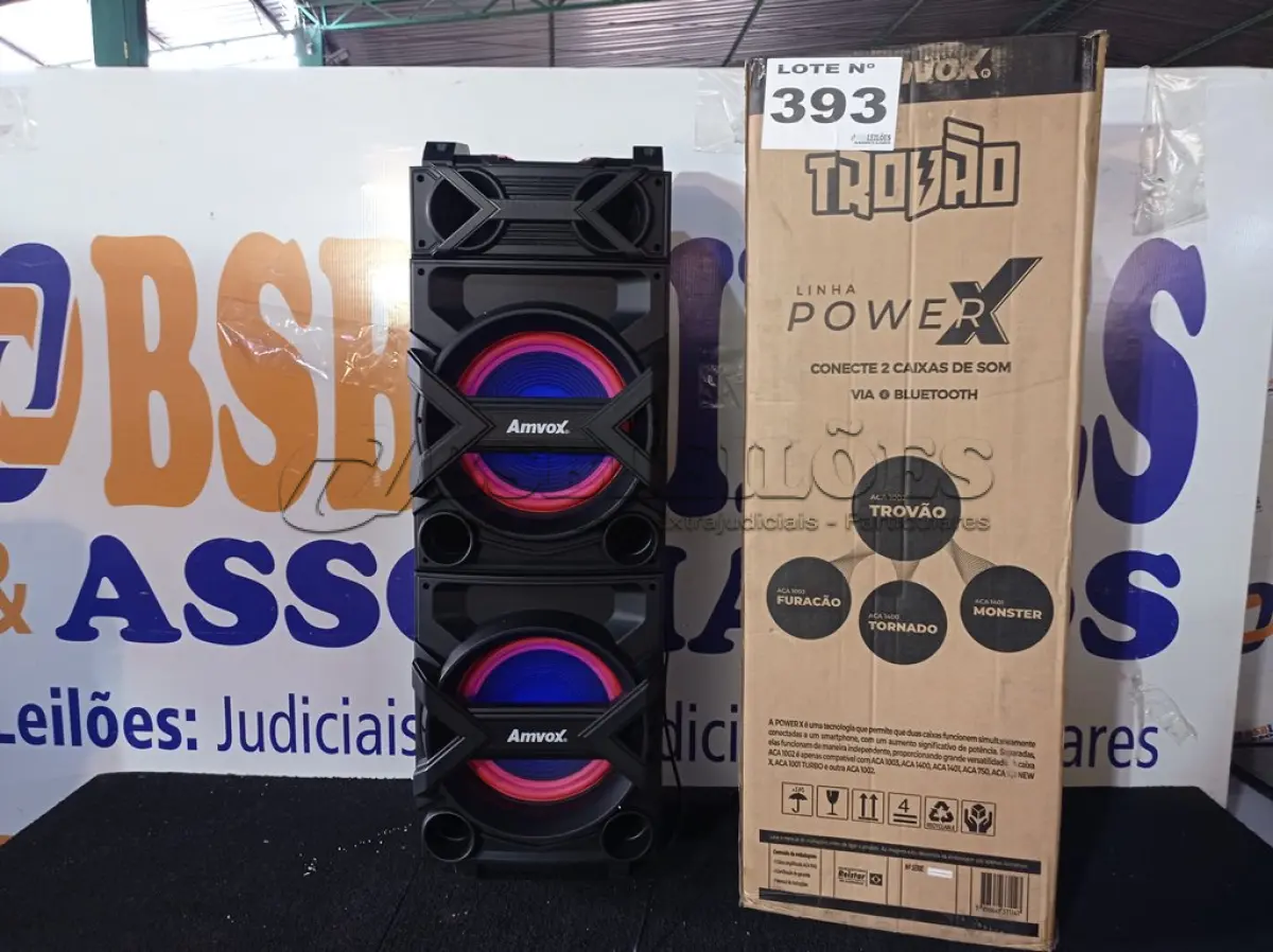 LOTE 393 - 01 - CAIXA AMPLIFICADA AMVOX ACA 1002 TROVÃO, BLUETOOTH (NO ESTADO, NÃO SABEMOS SE FUNCIONA. LEILÃO NÃO TEM GARANTIA E NEM DEVOLUÇÃO, SUJEITO A POSSÍVEIS AVARIAS VISÍVEIS/OCULTAS E/OU AUSÊNCIA DE COMPONENTES)