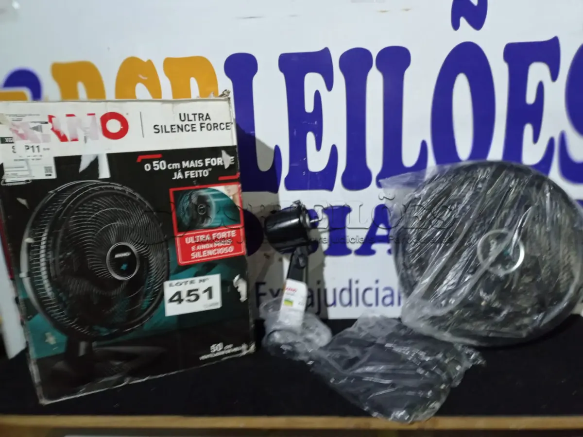 LOTE 451 - 01 - VENTILADOR DE MESA 50CM ARNO VD50 UTRA SILENCE FORCE (NO ESTADO, NÃO SABEMOS SE FUNCIONA. LEILÃO NÃO TEM GARANTIA E NEM DEVOLUÇÃO, SUJEITO A POSSÍVEIS AVARIAS VISÍVEIS/OCULTAS E/OU AUSÊNCIA DE COMPONENTES)