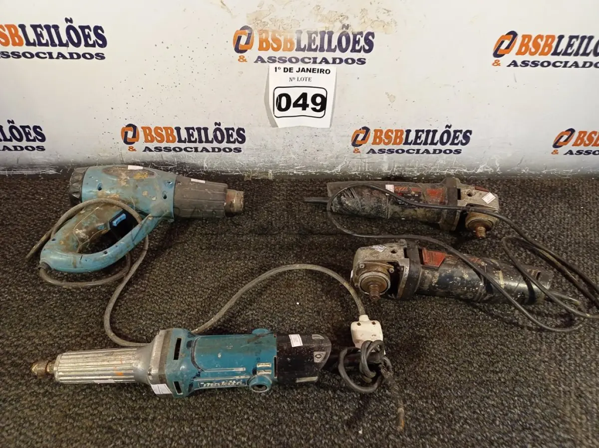LOTE 049 - 02 ESMERILHADEIRAS, 01 RETIFICA E 01 SOPRADOR MARCAS E MODELOS DIVERSOS PARA RETIRADA DE PEÇAS. (NO ESTADO) ATENÇÃO! FAZER A VISITAÇÃO ANTES DE ARREMATAR, NÃO SABEMOS SE FUNCIONA. LEILÃO NÃO TEM GARANTIA E NEM DEVOLUÇÃO, SUJEITO A POSSÍVEIS AVARIAS VISÍVEIS/OCULTAS E/OU AUSÊNCIA DE COMPONENTES.