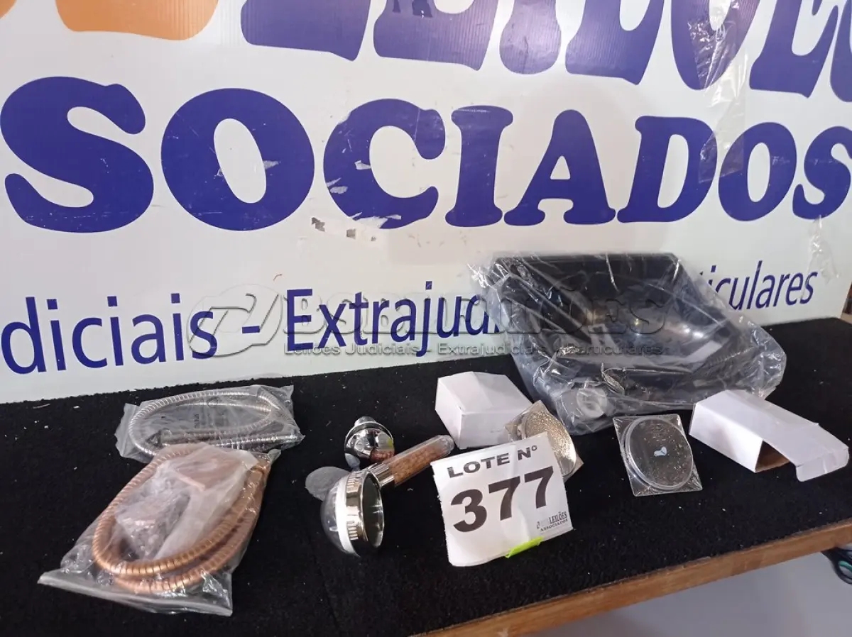 LOTE 377 - 07 – ITENS HIDRÁULICOS (NO ESTADO, NÃO SABEMOS SE FUNCIONA. LEILÃO NÃO TEM GARANTIA E NEM DEVOLUÇÃO, SUJEITO A POSSÍVEIS AVARIAS VISÍVEIS/OCULTAS E/OU AUSÊNCIA DE COMPONENTES)
