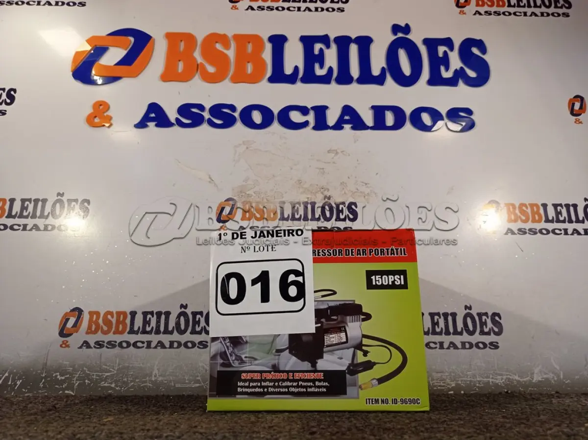 LOTE 016 - 01 COMPRESSOR DE AR PORTÁTIL 12V 150PSI. (NO ESTADO) ATENÇÃO! FAZER A VISITAÇÃO ANTES DE ARREMATAR, NÃO SABEMOS SE FUNCIONA. LEILÃO NÃO TEM GARANTIA E NEM DEVOLUÇÃO, SUJEITO A POSSÍVEIS AVARIAS VISÍVEIS/OCULTAS E/OU AUSÊNCIA DE COMPONENTES.
