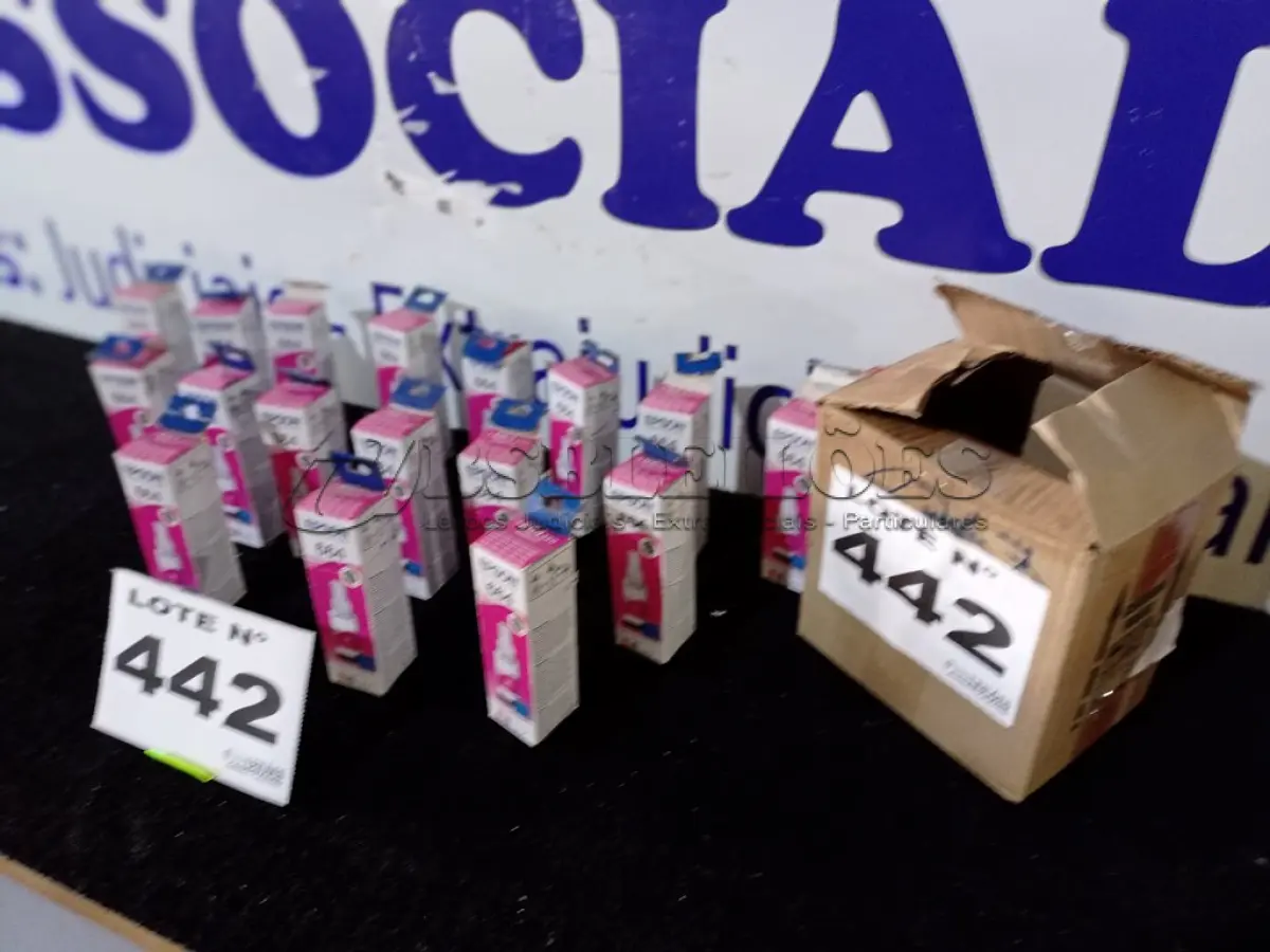 LOTE 442 - 17 - GARRAFAS DE TINTA EPSON (NO ESTADO, NÃO SABEMOS SE FUNCIONA. LEILÃO NÃO TEM GARANTIA E NEM DEVOLUÇÃO, SUJEITO A POSSÍVEIS AVARIAS VISÍVEIS/OCULTAS E/OU AUSÊNCIA DE COMPONENTES)