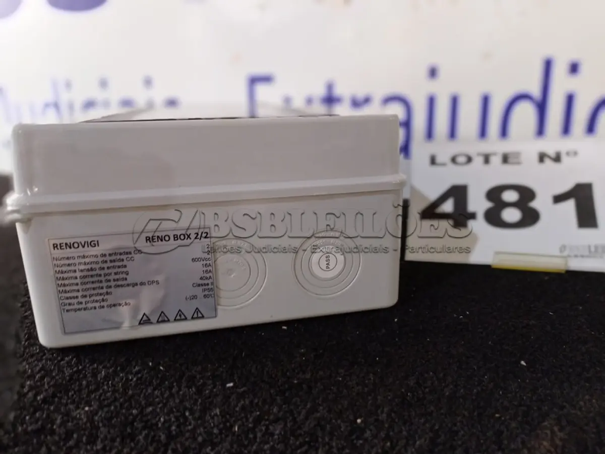 LOTE 481 - 01 - STRING BOX SOLAR RENOVIGI  (NO ESTADO, NÃO SABEMOS SE FUNCIONA. LEILÃO NÃO TEM GARANTIA E NEM DEVOLUÇÃO, SUJEITO A POSSÍVEIS AVARIAS VISÍVEIS/OCULTAS E/OU AUSÊNCIA DE COMPONENTES)