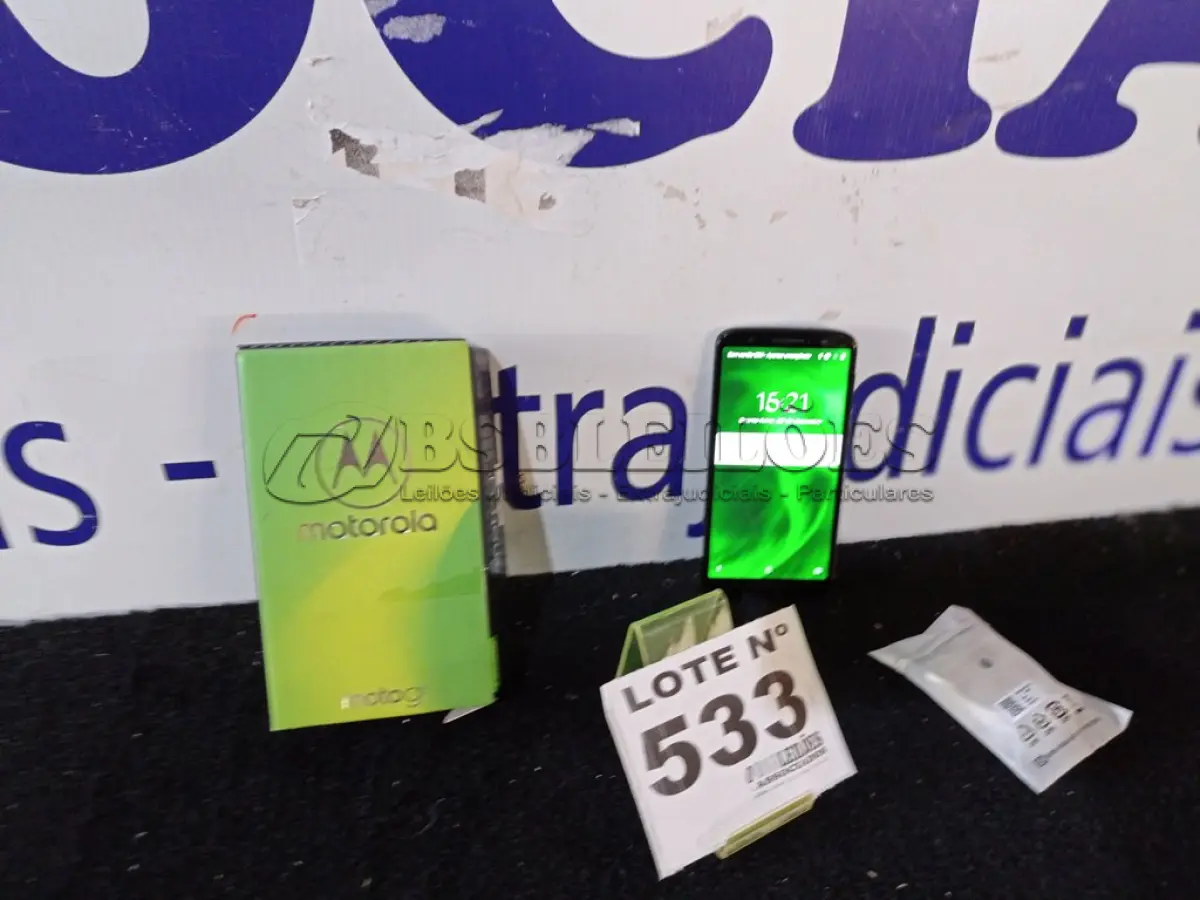 LOTE 533 - 01 - SMARTPHONE MOTOROLA MOTO G6 64 GB (NO ESTADO, NÃO SABEMOS SE FUNCIONA. LEILÃO NÃO TEM GARANTIA E NEM DEVOLUÇÃO, SUJEITO A POSSÍVEIS AVARIAS VISÍVEIS/OCULTAS E/OU AUSÊNCIA DE COMPONENTES)