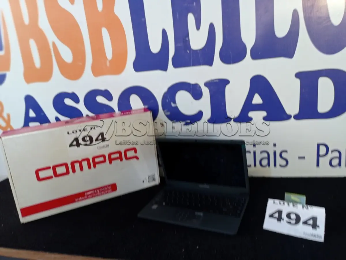 LOTE 494 - 01 - NOTEBOOK INTEL CORE I3 4GB RAM HD 120GB SSD (NO ESTADO, NÃO SABEMOS SE FUNCIONA. LEILÃO NÃO TEM GARANTIA E NEM DEVOLUÇÃO, SUJEITO A POSSÍVEIS AVARIAS VISÍVEIS/OCULTAS E/OU AUSÊNCIA DE COMPONENTES)