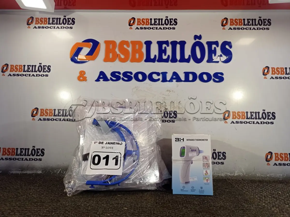 LOTE 011 - 10 MÁSCARAS DE PROTEÇÃO E 04 TERMÔMETROS INFRAVERMELHO. (NO ESTADO) ATENÇÃO! FAZER A VISITAÇÃO ANTES DE ARREMATAR, NÃO SABEMOS SE FUNCIONA. LEILÃO NÃO TEM GARANTIA E NEM DEVOLUÇÃO, SUJEITO A POSSÍVEIS AVARIAS VISÍVEIS/OCULTAS E/OU AUSÊNCIA DE COMPONENTES.