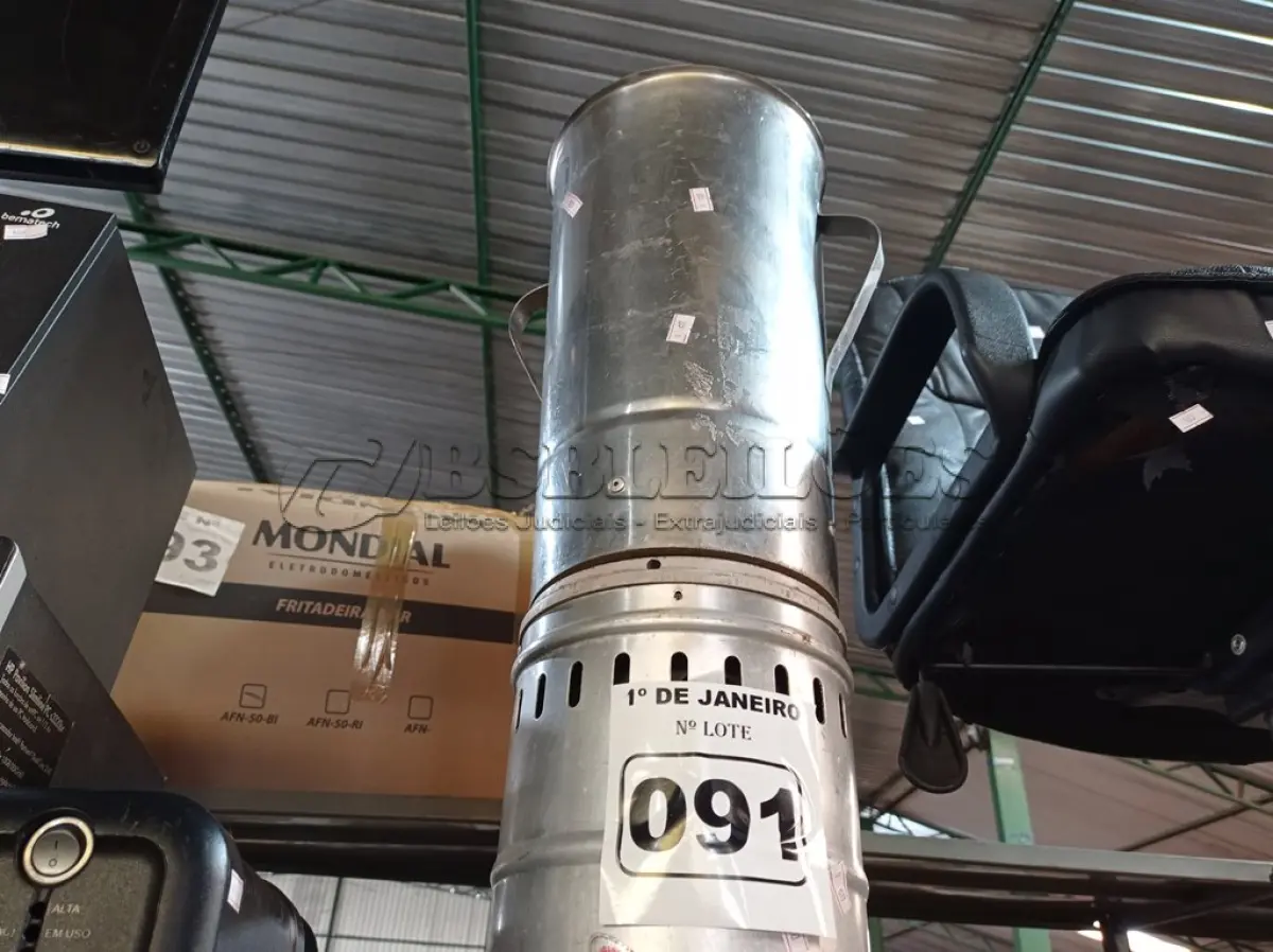LOTE 091 - 01 LIQUIDIFICADOR INDUSTRIAL MARCA SKYMSEN. (NO ESTADO) ATENÇÃO! FAZER A VISITAÇÃO ANTES DE ARREMATAR, NÃO SABEMOS SE FUNCIONA. LEILÃO NÃO TEM GARANTIA E NEM DEVOLUÇÃO, SUJEITO A POSSÍVEIS AVARIAS VISÍVEIS/OCULTAS E/OU AUSÊNCIA DE COMPONENTES.