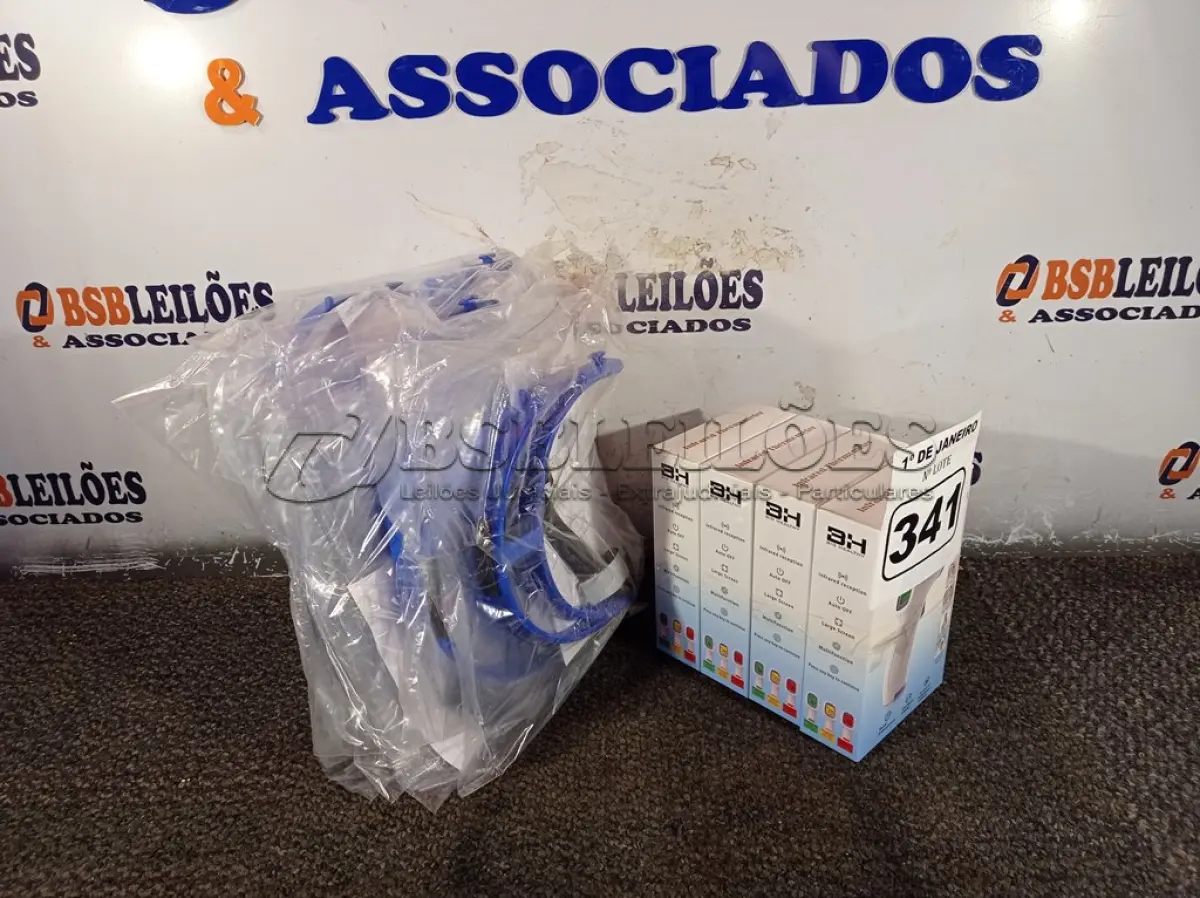 LOTE 341 - 10 MASCARAS DE PROTEÇÃO E 04 TERMÔMETROS INFRAVERMELHO. (NO ESTADO) ATENÇÃO! FAZER A VISITAÇÃO ANTES DE ARREMATAR, NÃO SABEMOS SE FUNCIONA. LEILÃO NÃO TEM GARANTIA E NEM DEVOLUÇÃO, SUJEITO A POSSÍVEIS AVARIAS VISÍVEIS/OCULTAS E/OU AUSÊNCIA DE COMPONENTES.